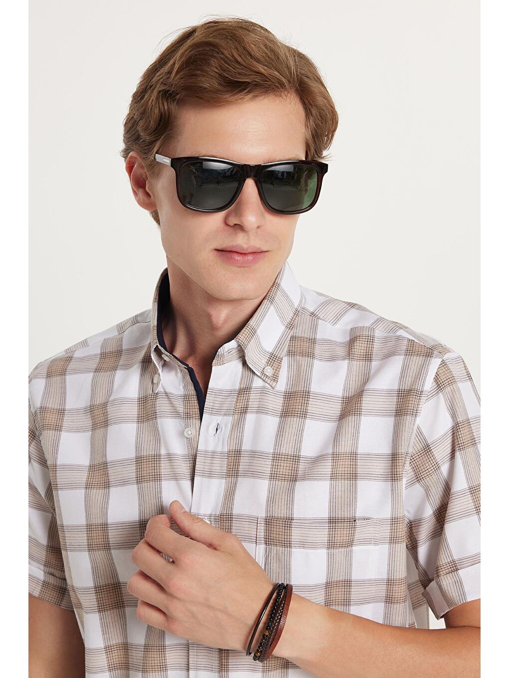 Karışık Erkek Regular Fit Klasik Kesim Pamuklu Tek Cepli Ekoseli Düğmeli Yaka Gömlek-1