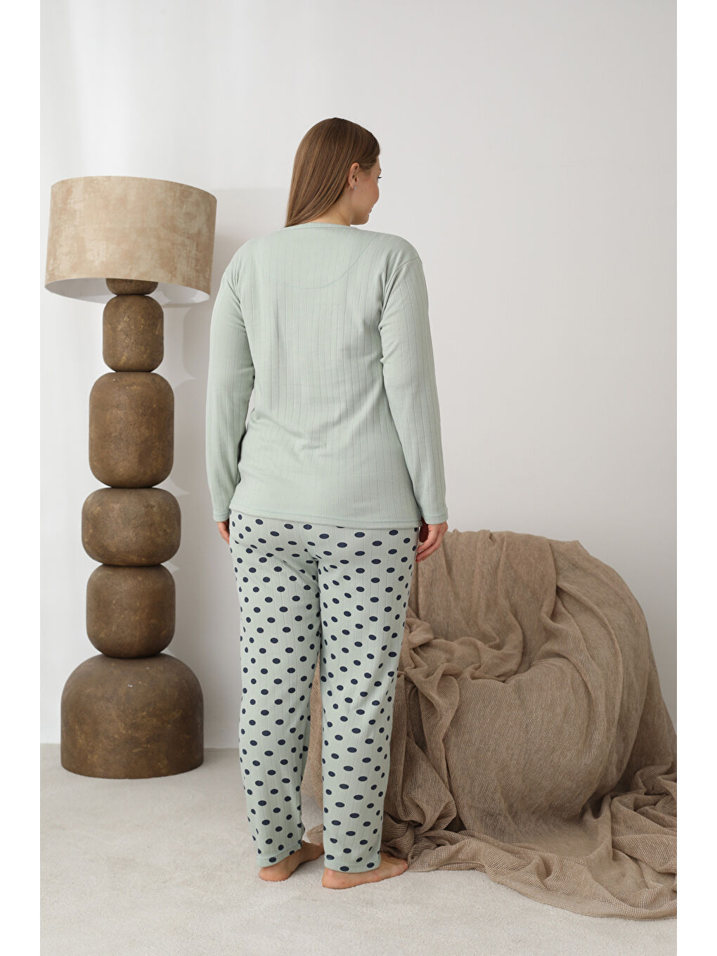 Yeşil Şardonlu İnterlok Kumaş Büyük Beden Kışlık Kadın Pijama Takımı 1160-4