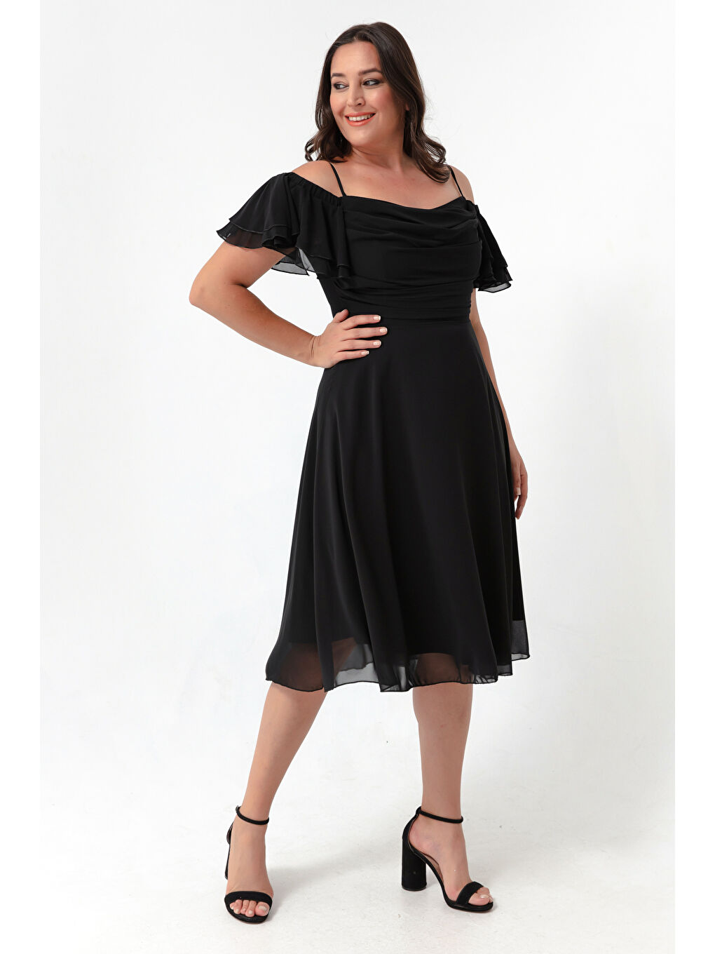 Kadın Siyah Askılı Kloş Kesim Midi Büyük Beden Abiye Elbise-2