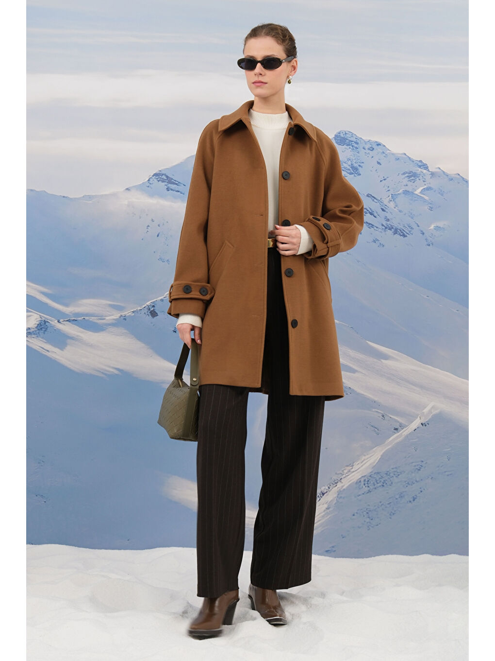 Kahverengi A Kesim Kaban Çikolata-1