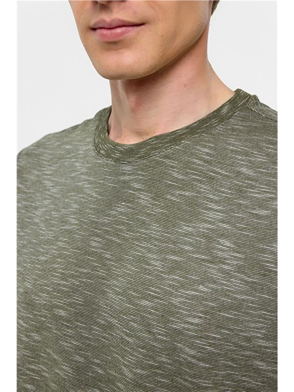 Haki Regular Armürlü Bisiklet Yaka Tişört-4