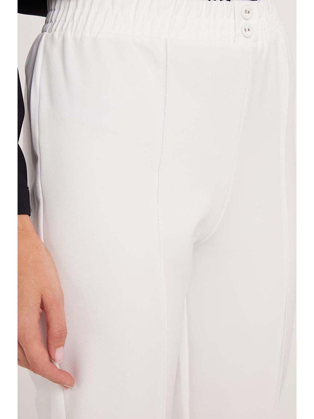 Kadın Relax Fit Rahat Kesim Yüksel Bel Düz Paça Beli Lastikli Beyaz Pantolon-2