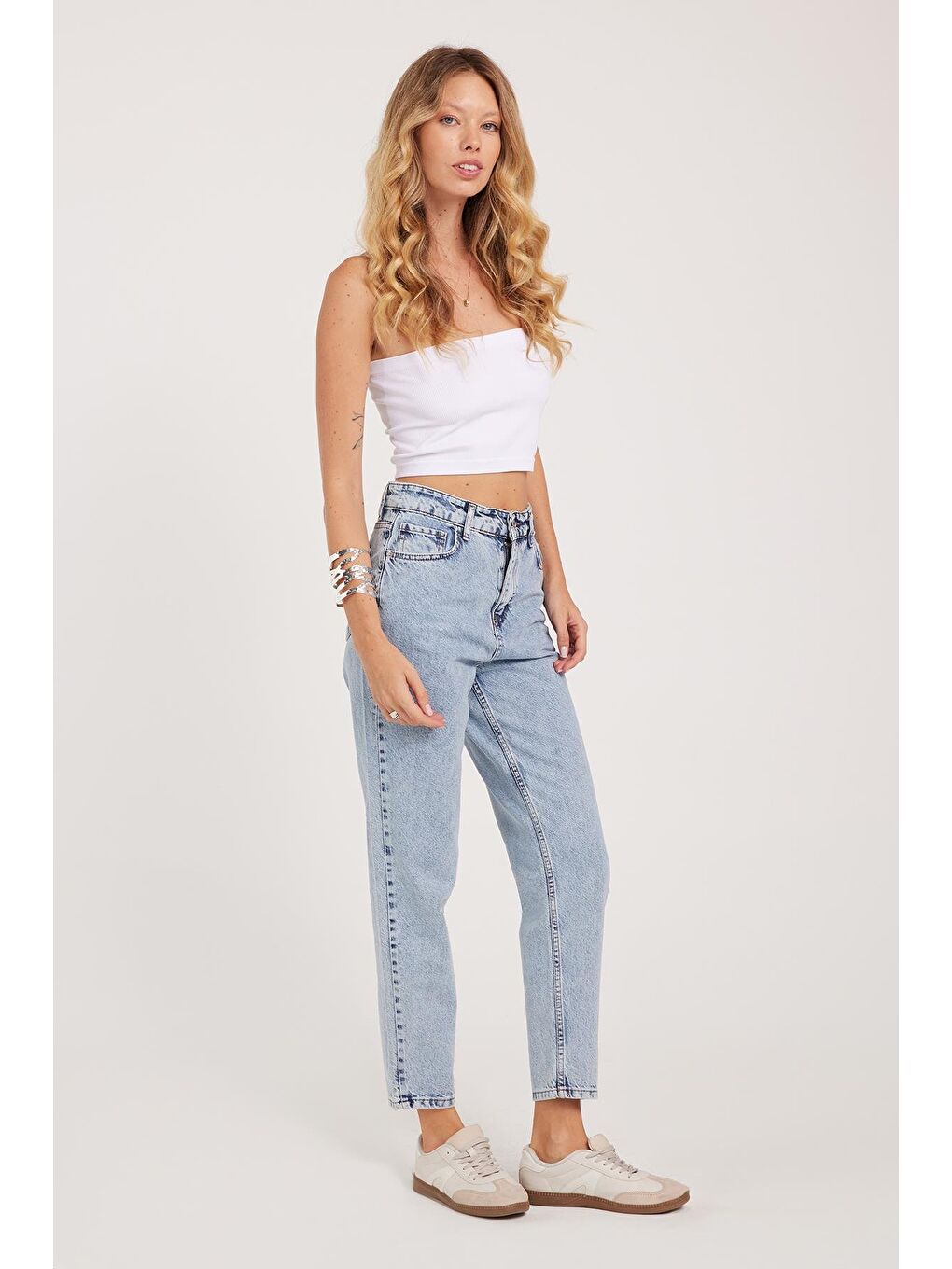 Kadın Slim Fit Dar Kesim Pamuklu Dar Paça Açık Mavi Jean Pantolon-3