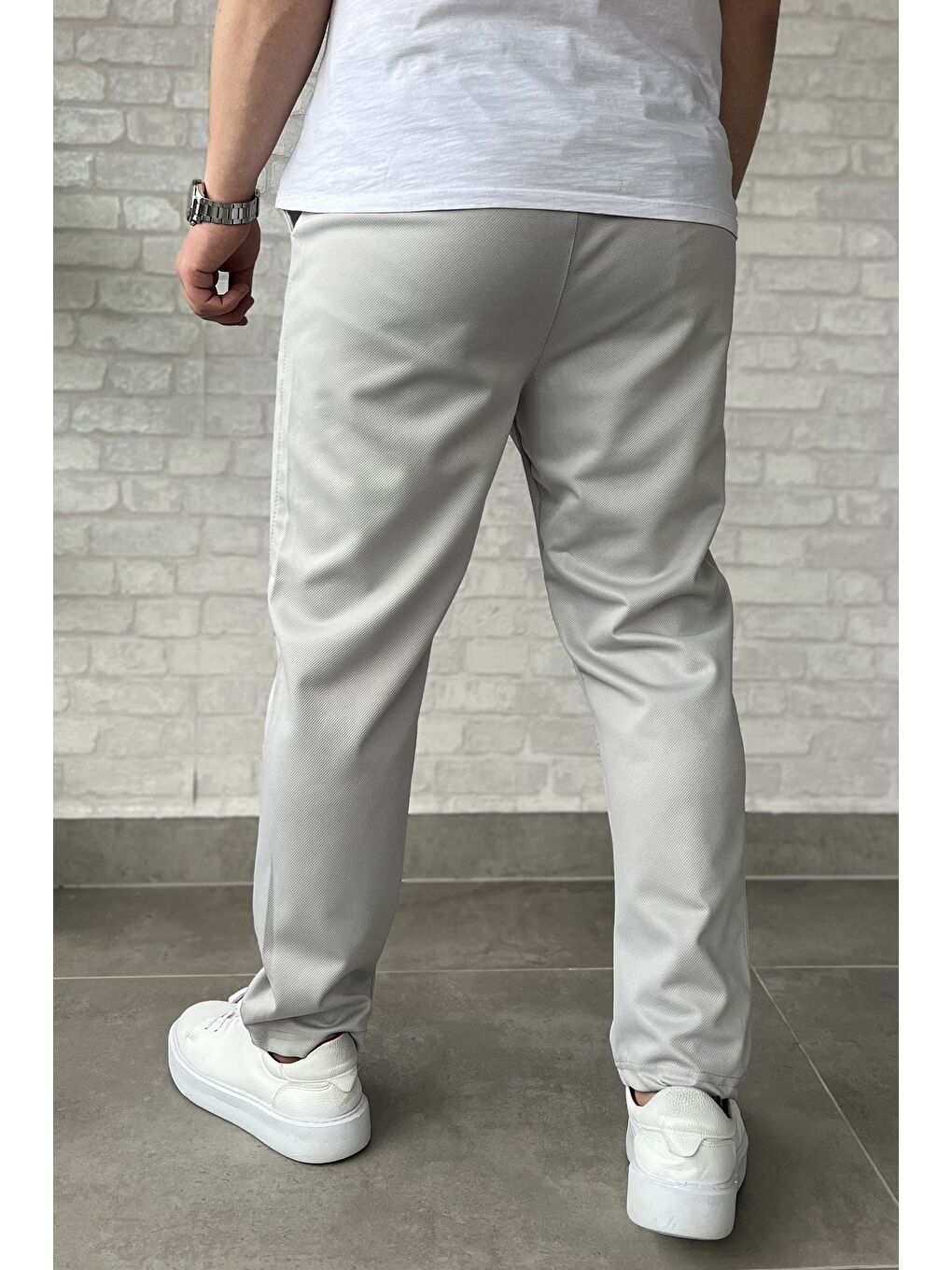 Gri Bel Bağcıklı Erkek Jogger Pantolon-2
