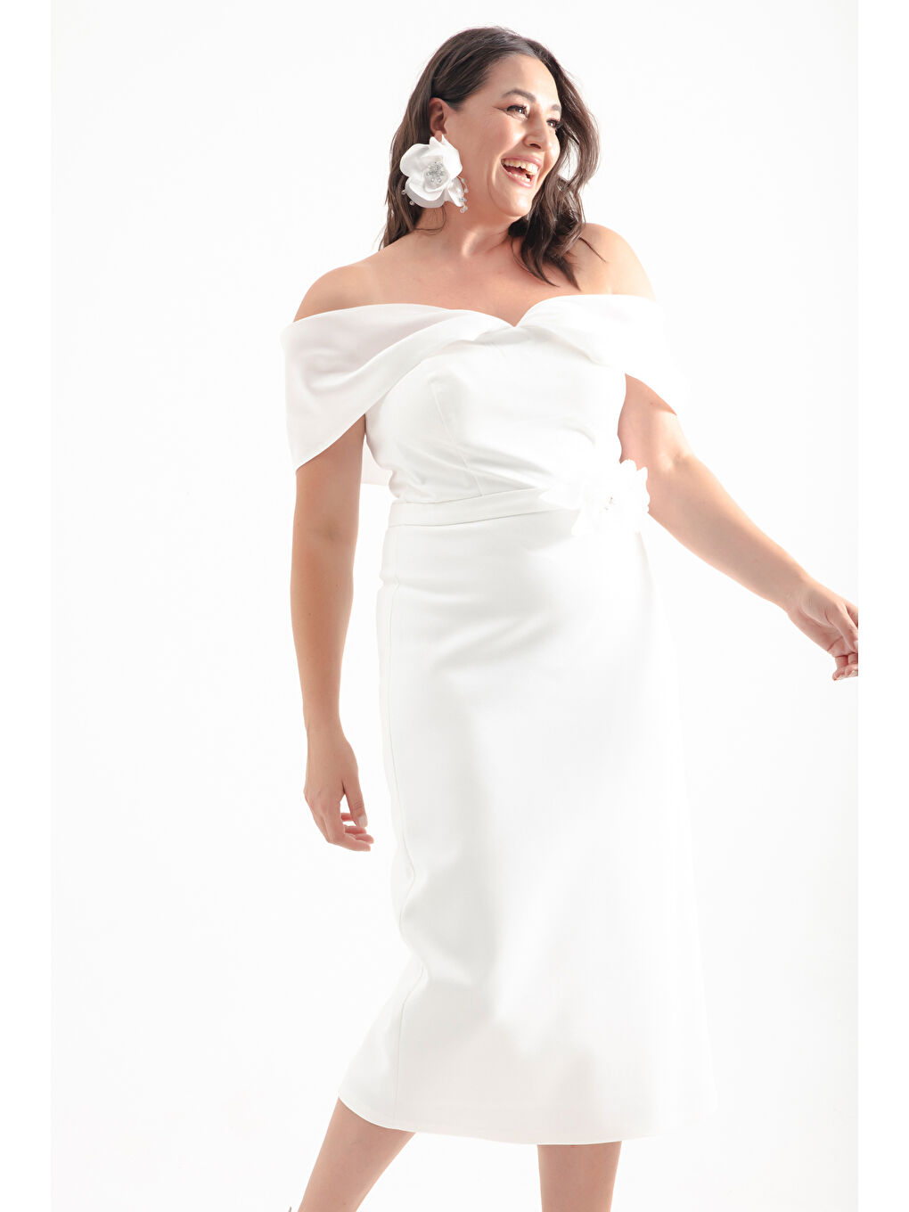 Kadın Beyaz Kayık Yaka Fiyonklu Midi Büyük Beden Abiye-1