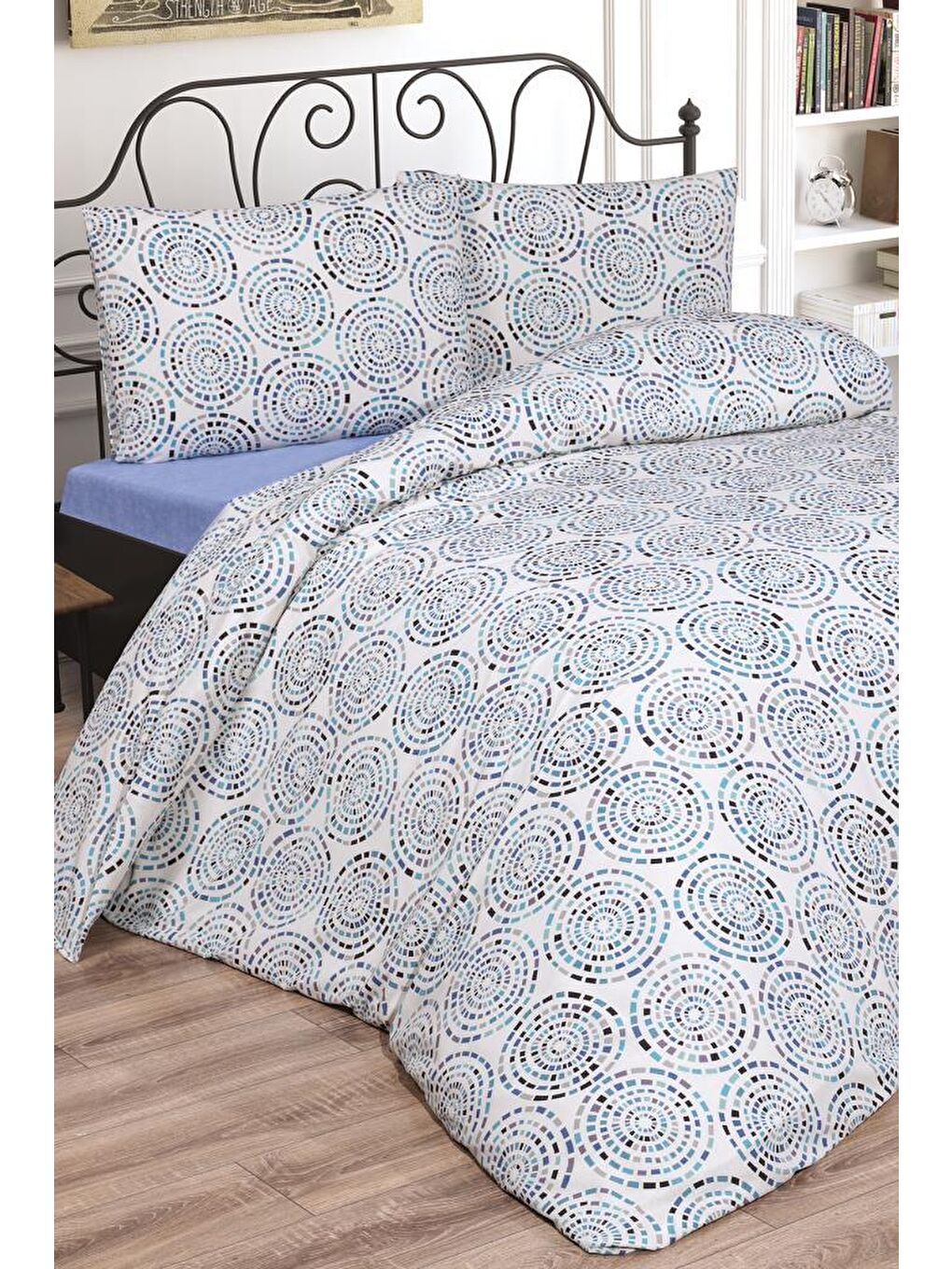 Vivi Çift Kişilik Lastikli Çarşaflı Nevresim Takımı Mavi