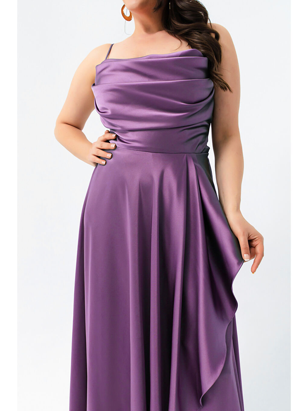 Lila Kadın Lavanta Volanlı Yırtmaçlı Büyük Beden Saten Abiye Mezuniyet Elbisesi-3