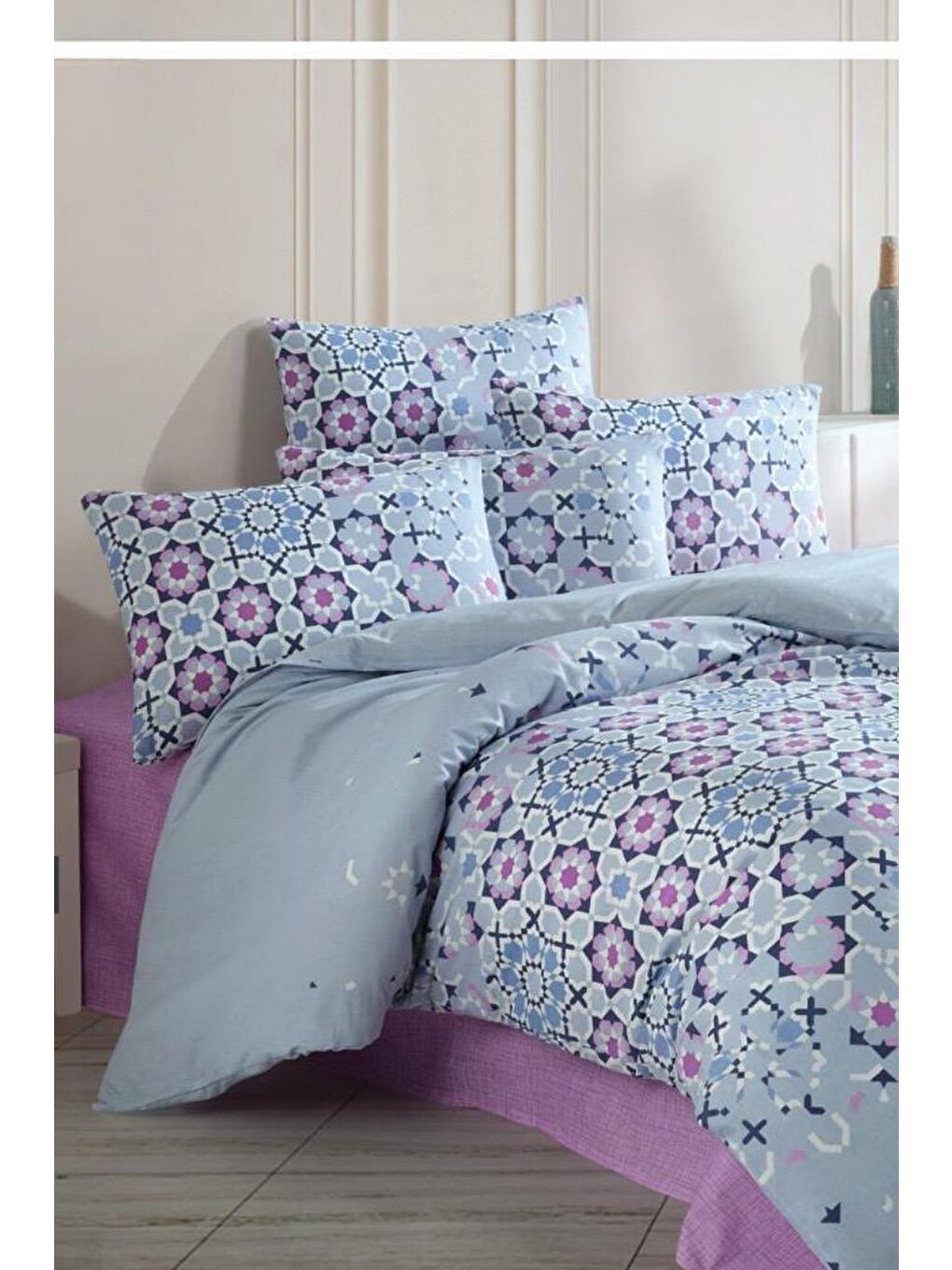 Karışık Ayşın Çift Kişilik Lastikli Çarşaflı Nevresim Takımı