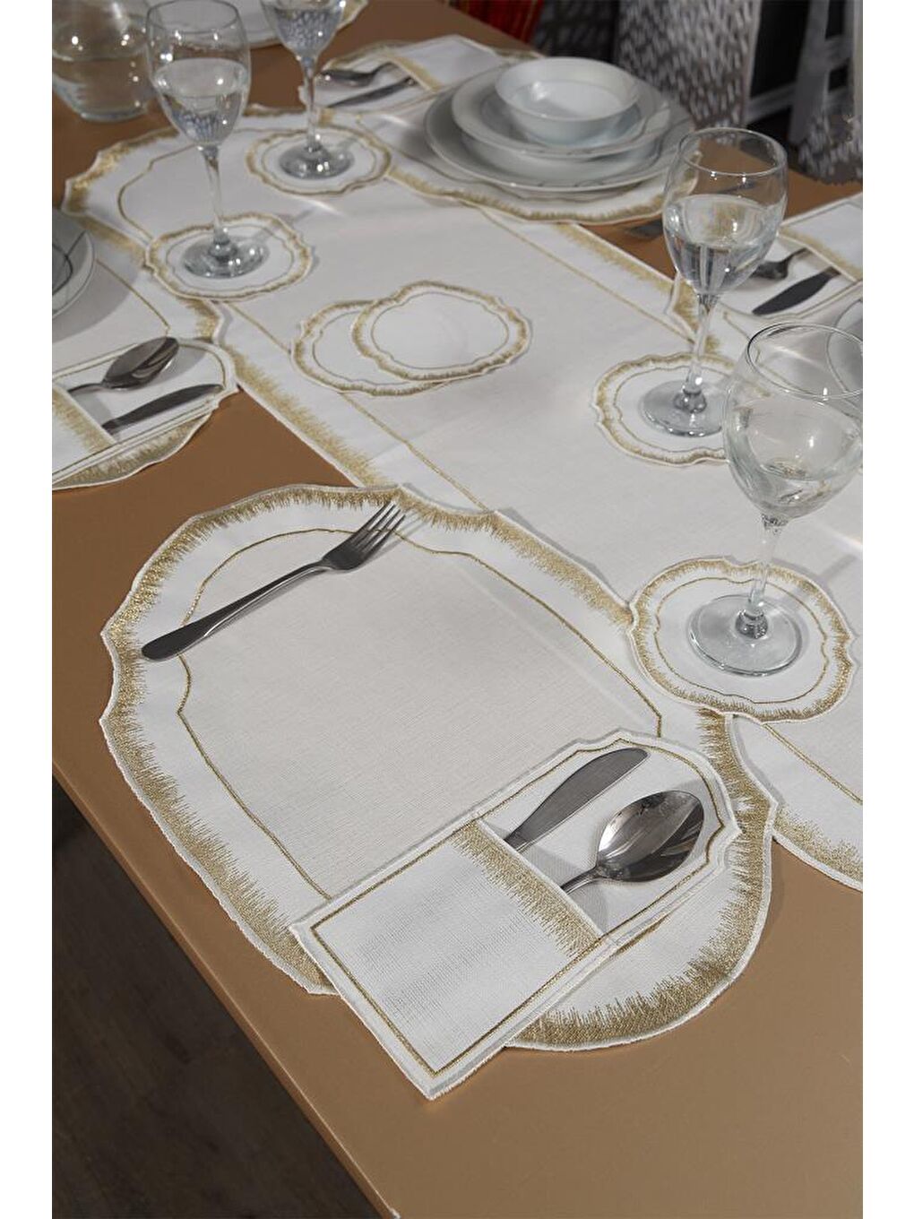 Sarı Aslı Keten Nakışlı Amerikan Servis Takımı 19 Parça Gold-4