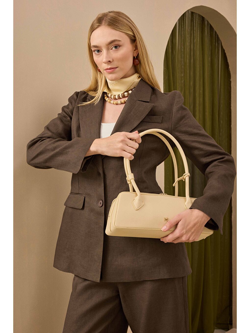 Kahverengi Keten Belden Oturtmalı Ceket Fındık-2