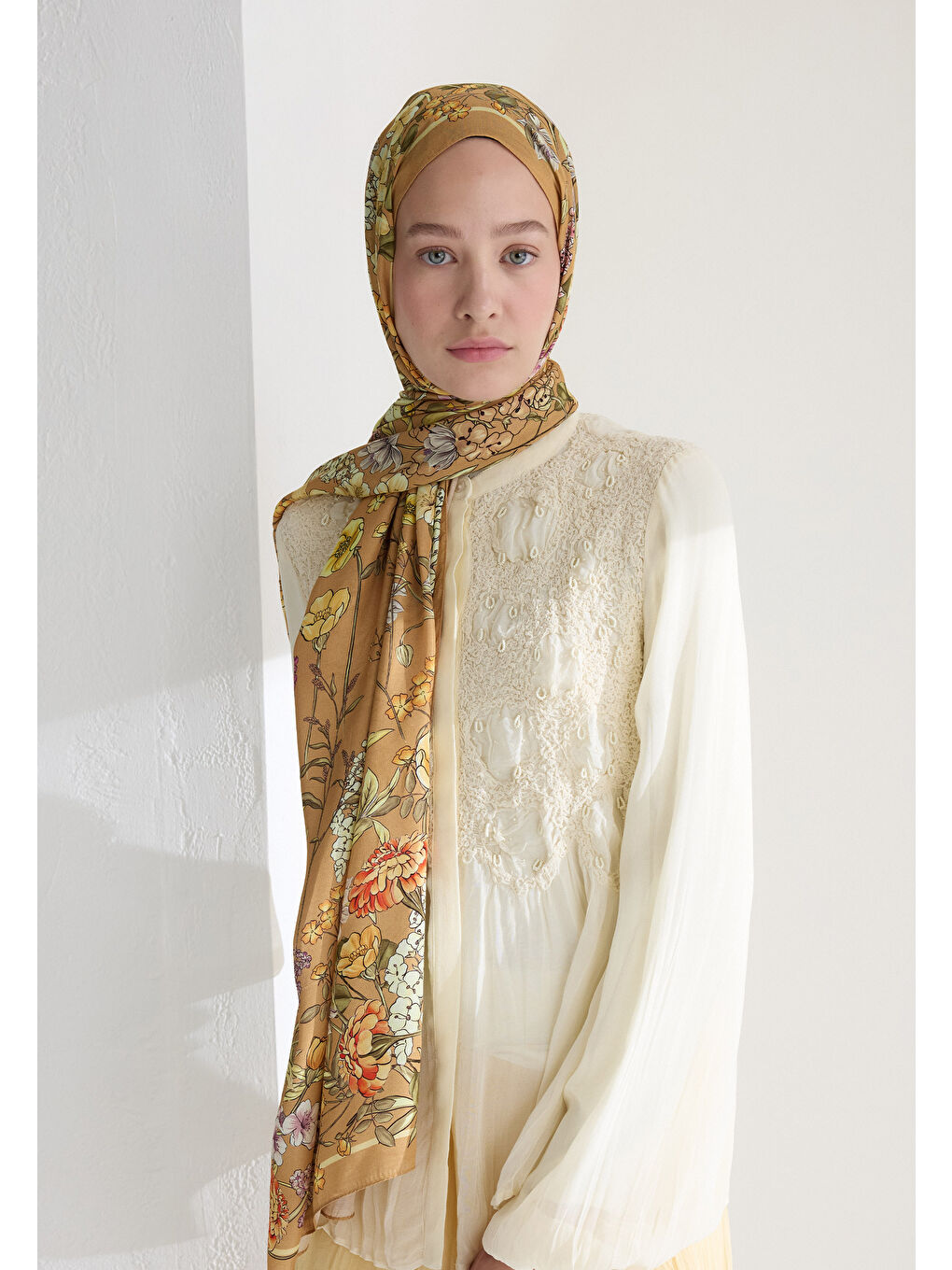 Kahverengi Valentına Floş Viskon Şal Tarçın Kabuğu-2