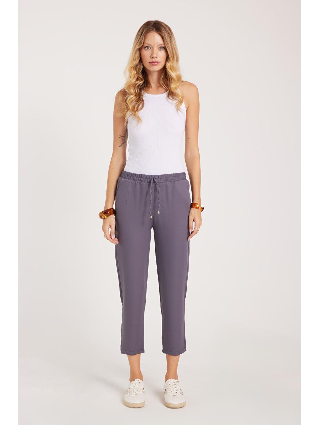 Kadın Relax Fit Rahat Kesim Yüksel Bel Dar Paça Beli Lastikli Bağcıklı Antrasit Pantolon-1