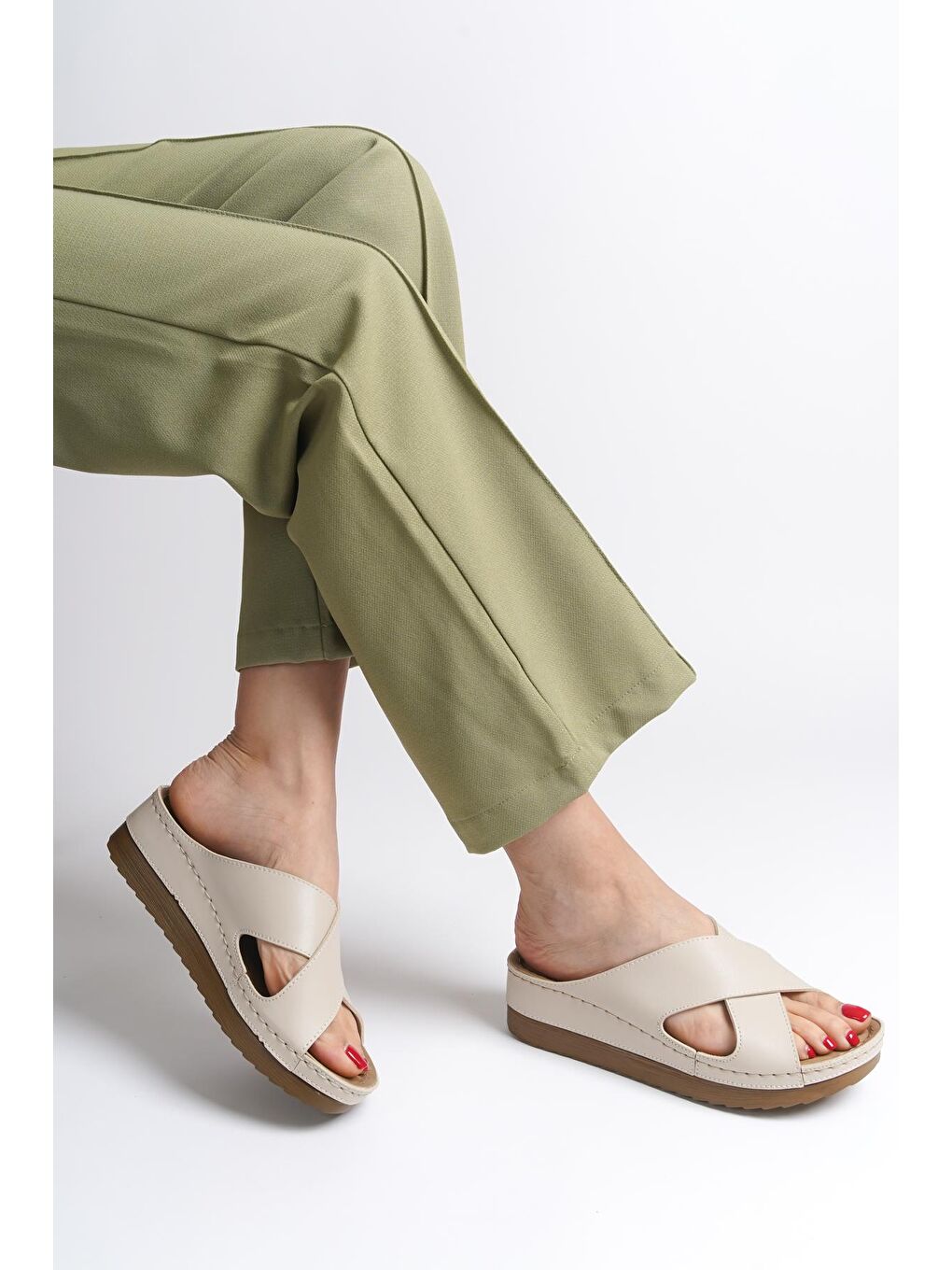 Bej Z0632 Kadın Konfor Anatomic Terlik-4