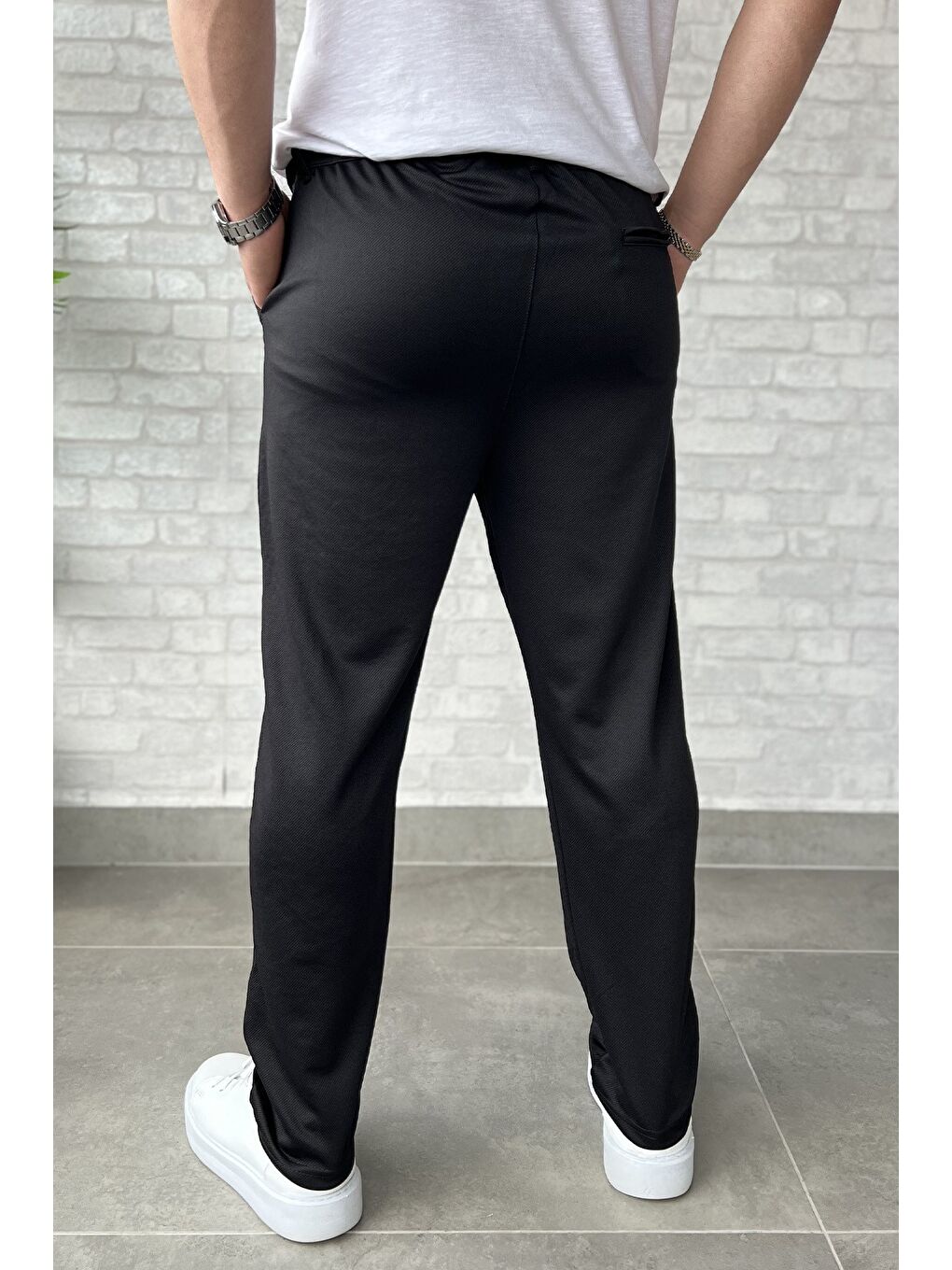 Siyah Bel Bağcıklı Erkek Jogger Pantolon-2