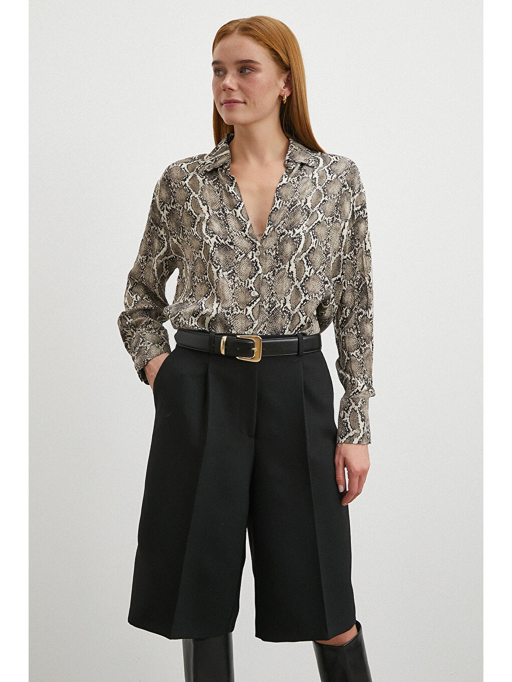 Yılan Desenli Viskon Saten Gömlek Siyah-2