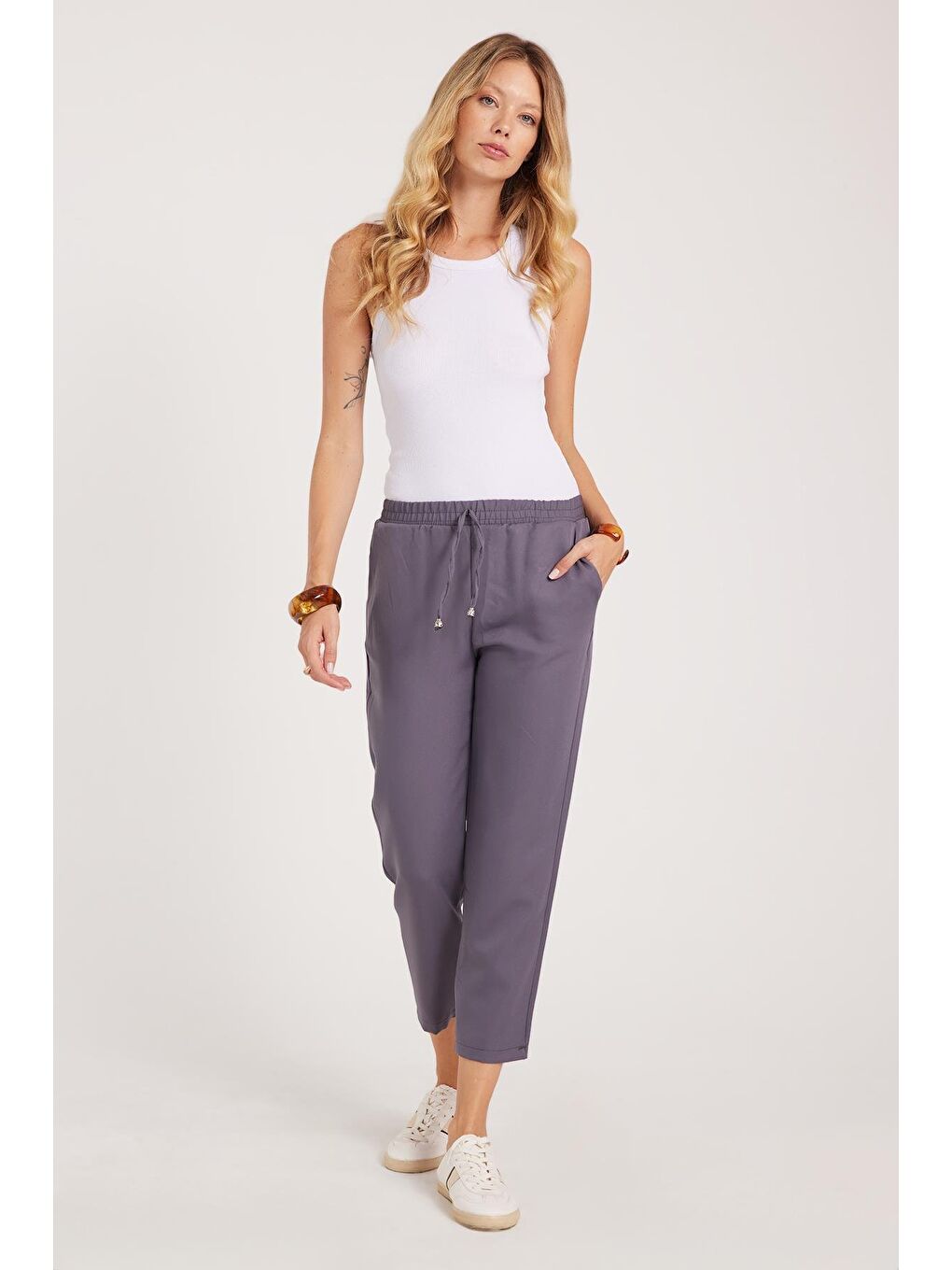 Kadın Relax Fit Rahat Kesim Yüksel Bel Dar Paça Beli Lastikli Bağcıklı Antrasit Pantolon-4