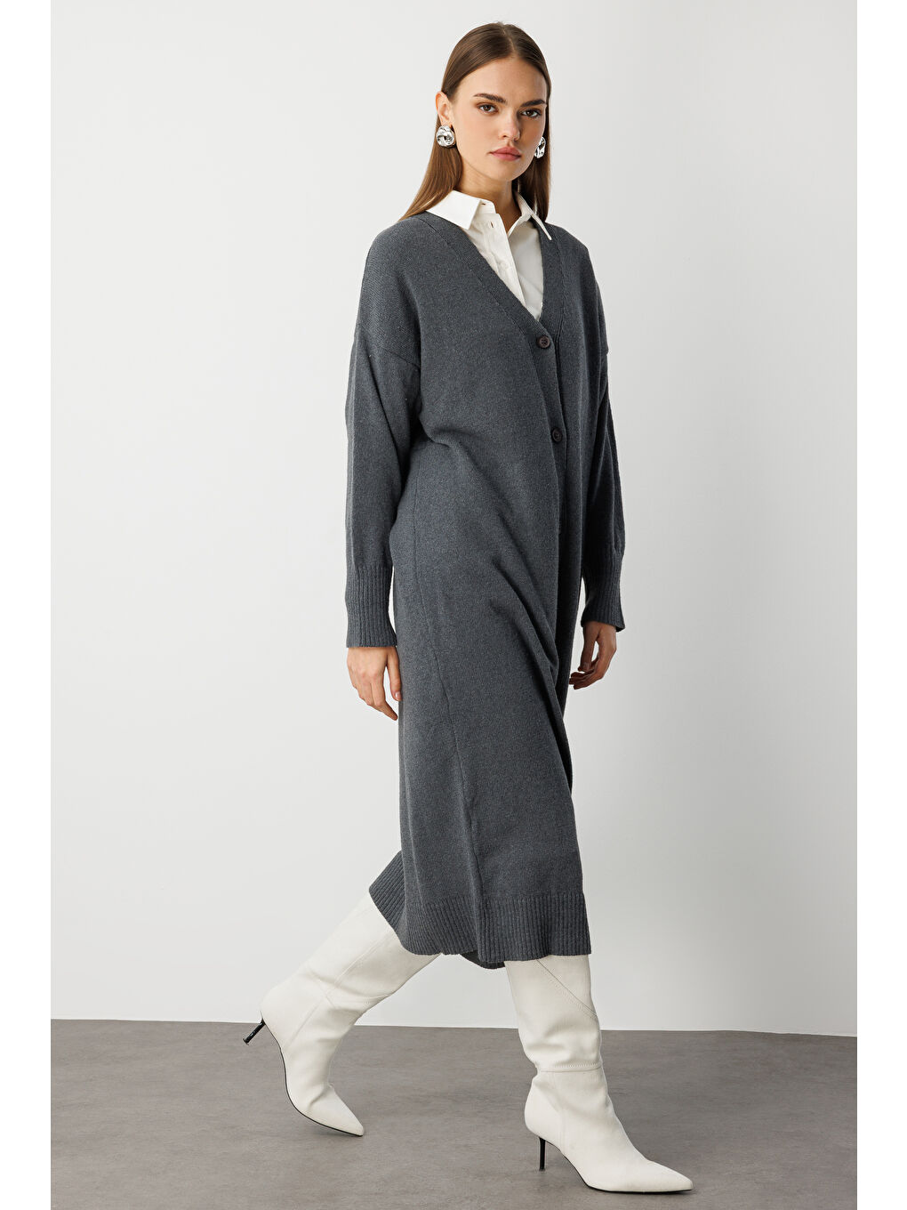 Oversize V Yaka Uzun Gri Triko Hırka-2