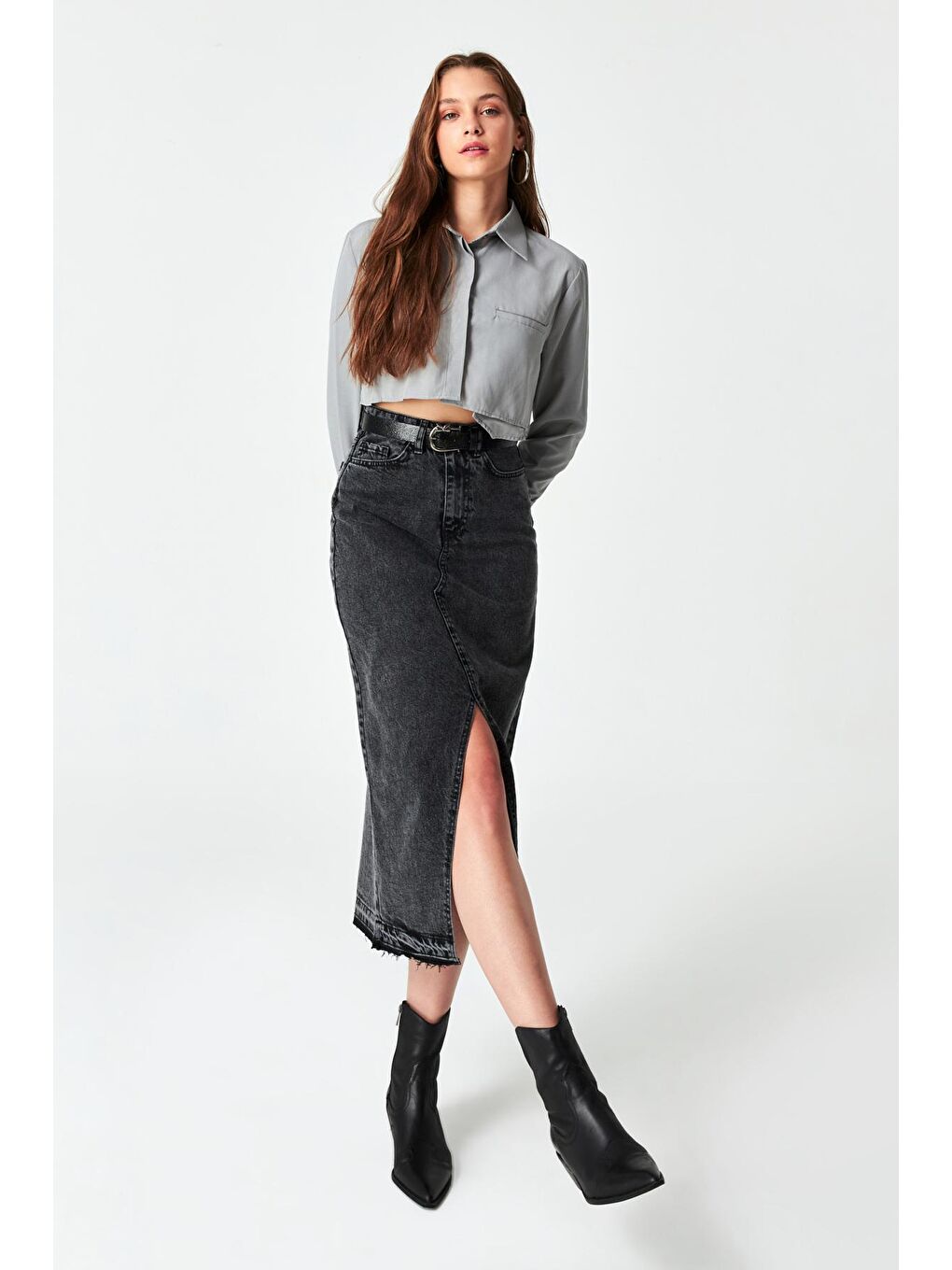 Gri Kadın Füme Renk Kemer Dahil Derin Yırtmaçlı Yüksek Bel Uzun Denim Etek-4