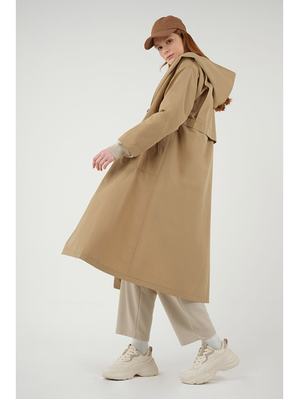 Kahverengi Kapüşonlu Yağmurluk Camel-1