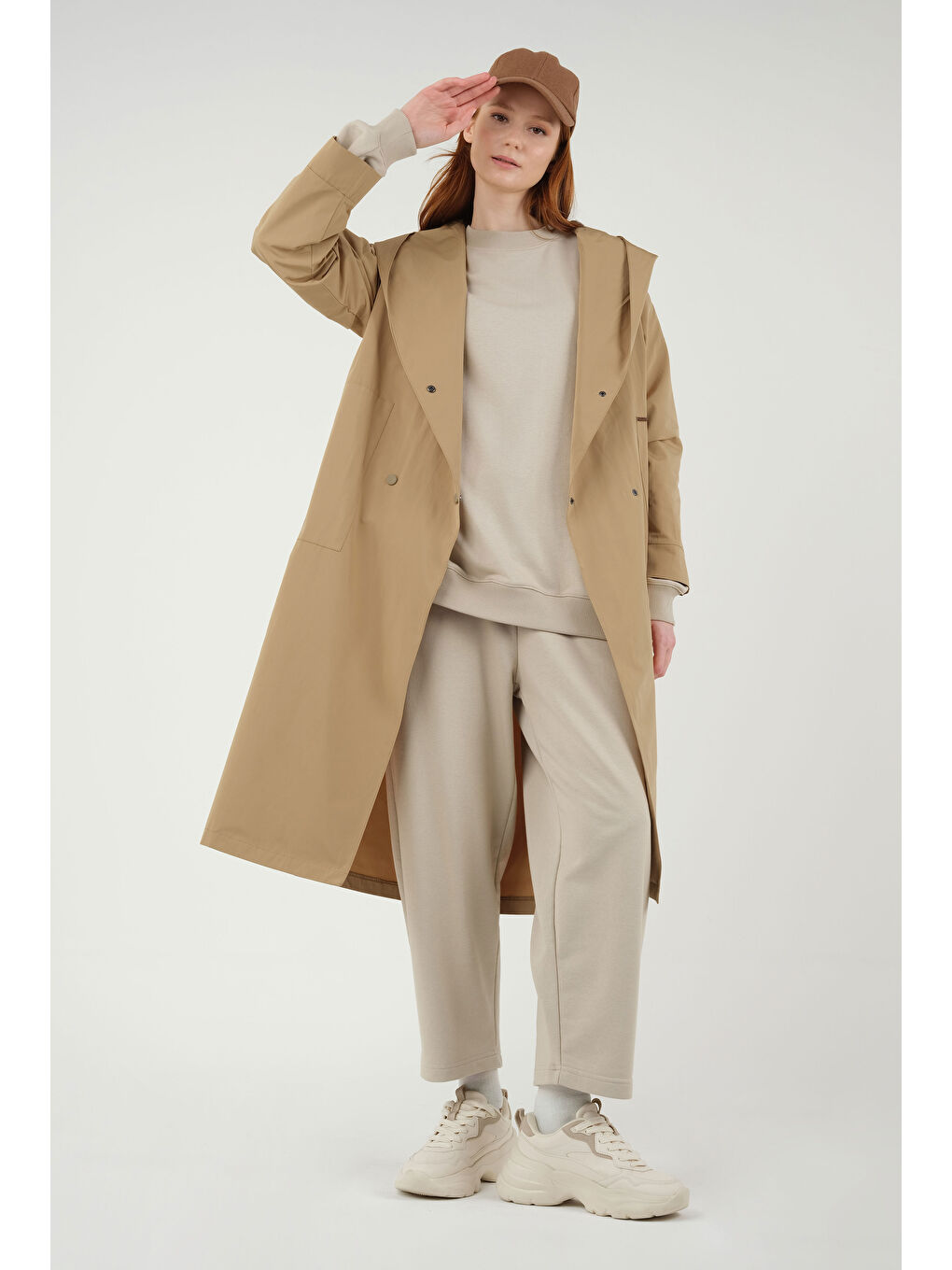 Kahverengi Kapüşonlu Yağmurluk Camel-3