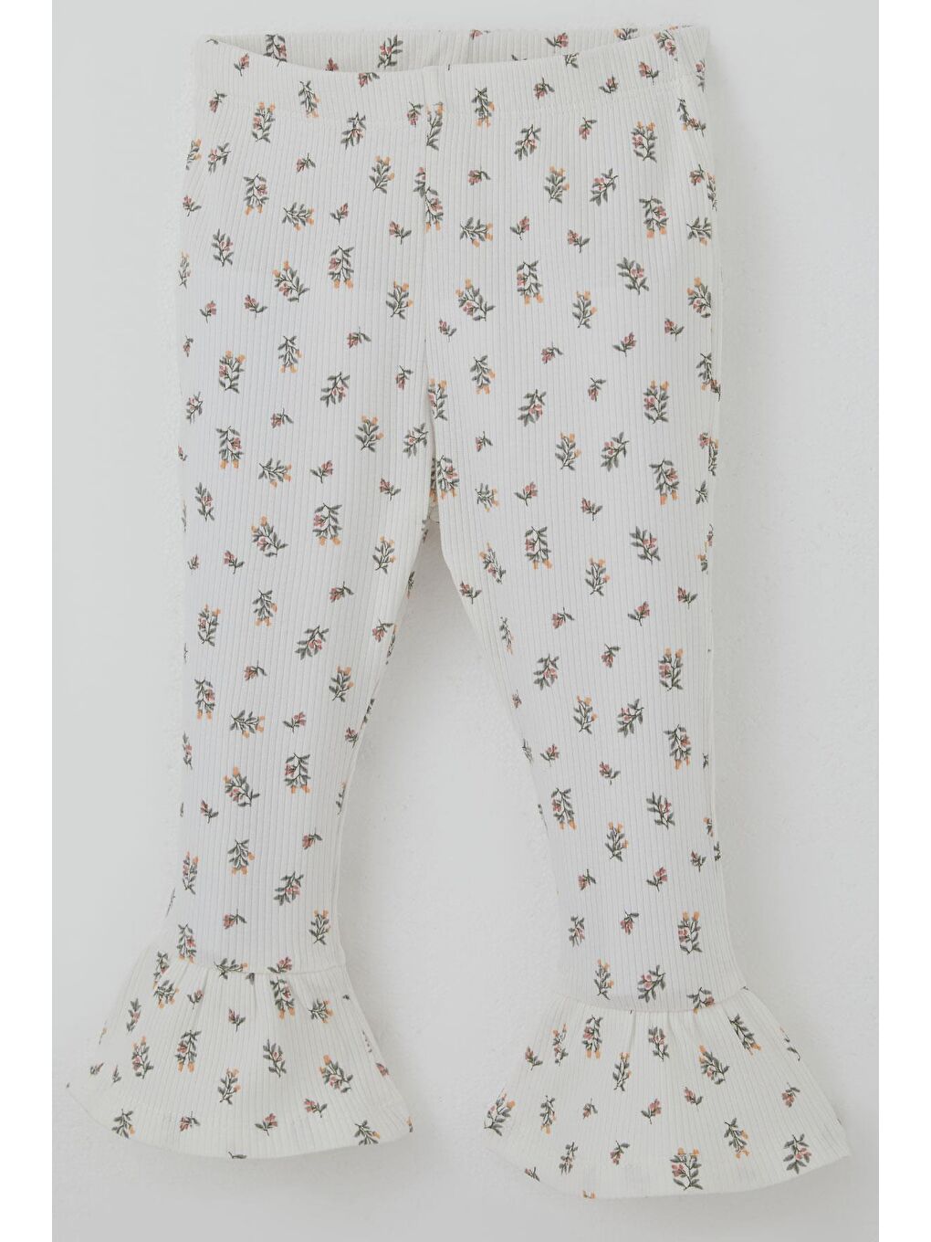 Kız Çocuk Taytlı Takım Çiçek Desenli Paça Kısmı Fırfır Detaylı Beyaz (3-7 Yaş)-6