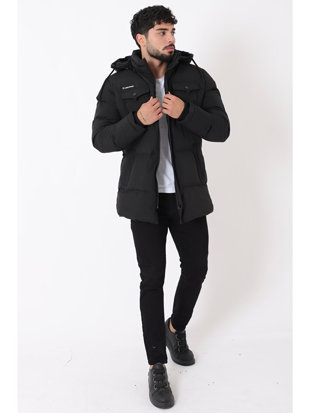 Siyah Göğüs Cepli İçi Kürklü Uzun Şişme Mont PLDP 2957_50456-4