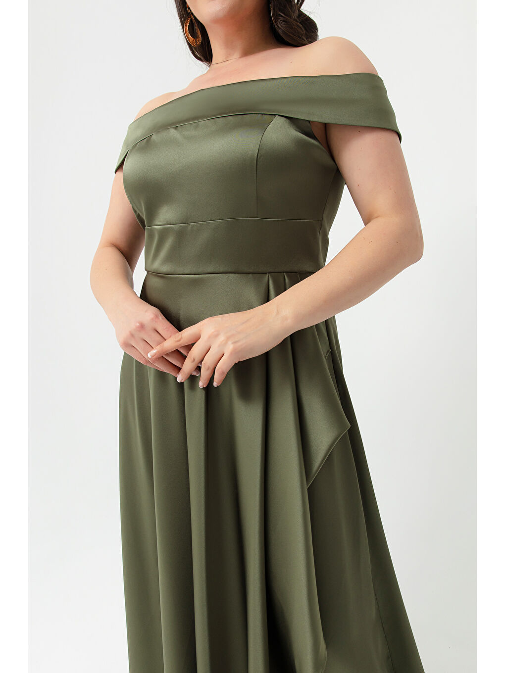 Kadın Haki Kayık Yaka Büyük Beden Saten Abiye & Mezuniyet Elbisesi-3