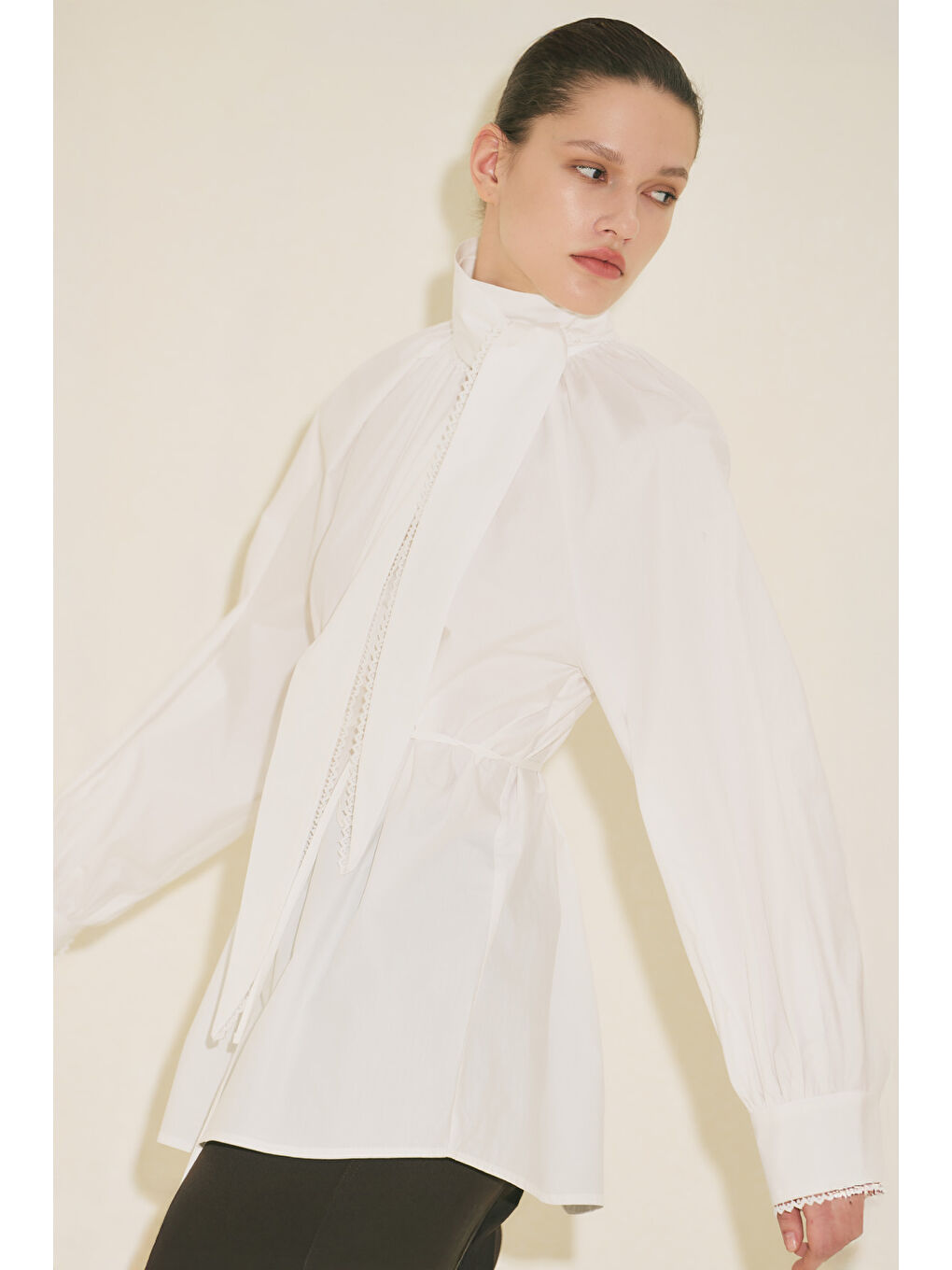 Bağlama Yaka Bluz Ekru-8