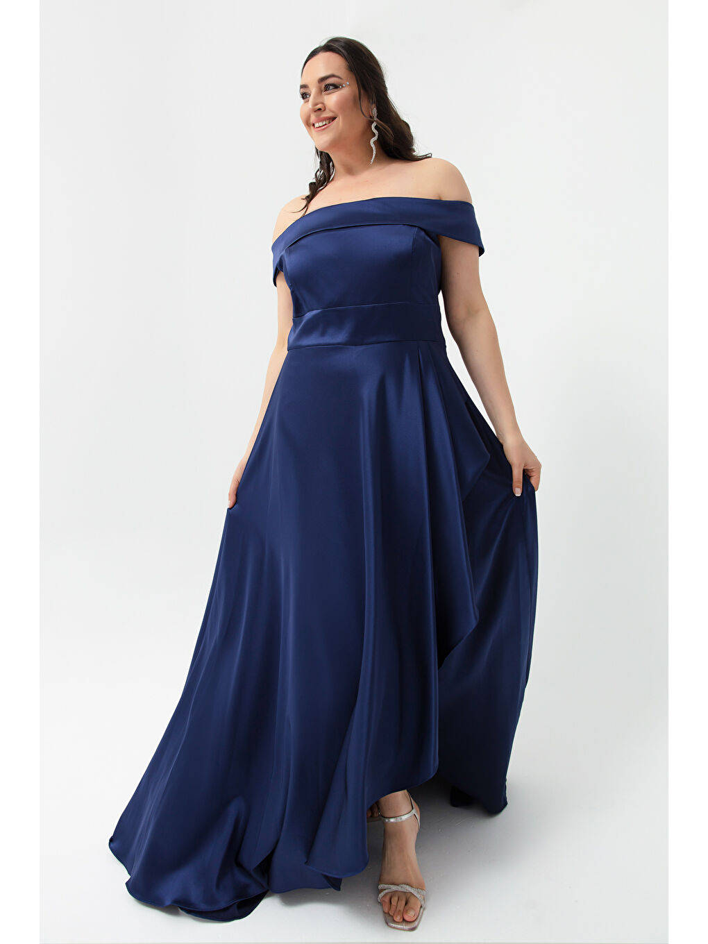 Kadın Lacivert Kayık Yaka Büyük Beden Saten Abiye & Mezuniyet Elbisesi-2