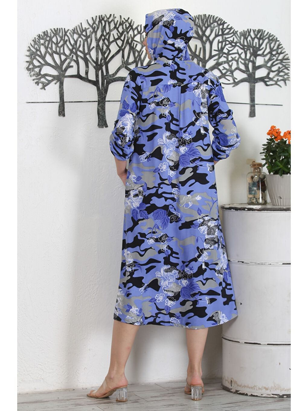 Kamuflaj Mavi Kapüşonlu Düğmeli Uzun Kollu Gizli Cepli Baskılı Casual Dokuma Elbise-7