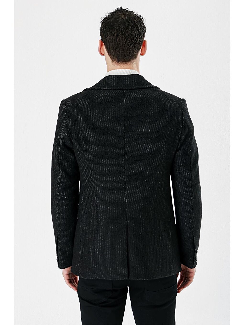 Siyah Kaşe Kırlangıç Yaka Desenli Yünlü Astarlı Slim Fit Dar Kesim Casual Mont 1007235173-6