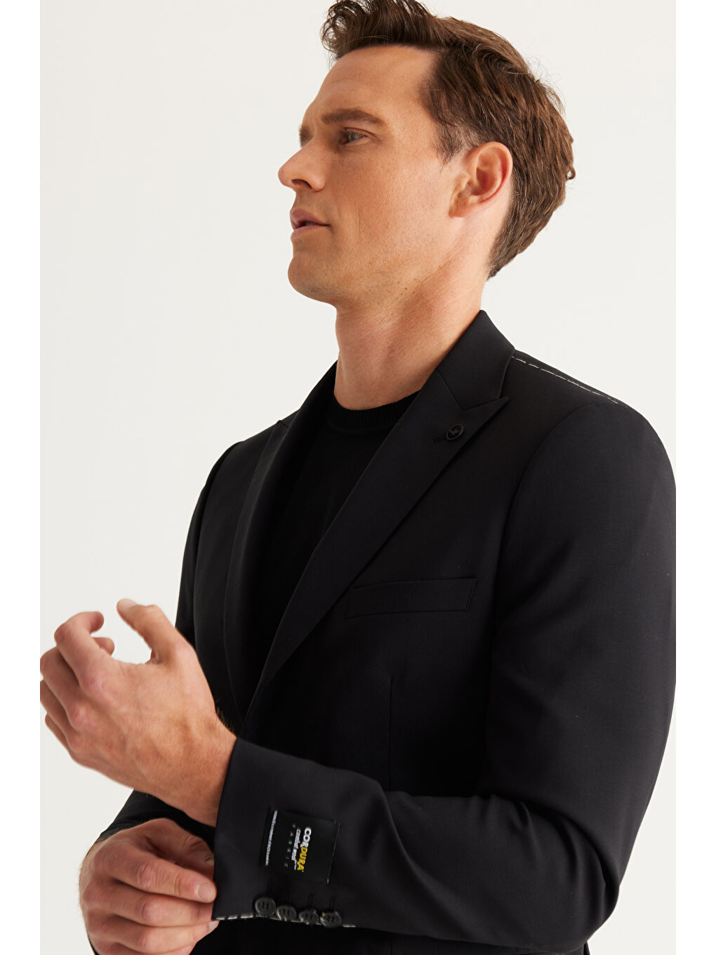 Erkek Siyah Slim Fit Dar Kesim Kırlangıç Yaka Desenli Yünlü Takım Elbise-6