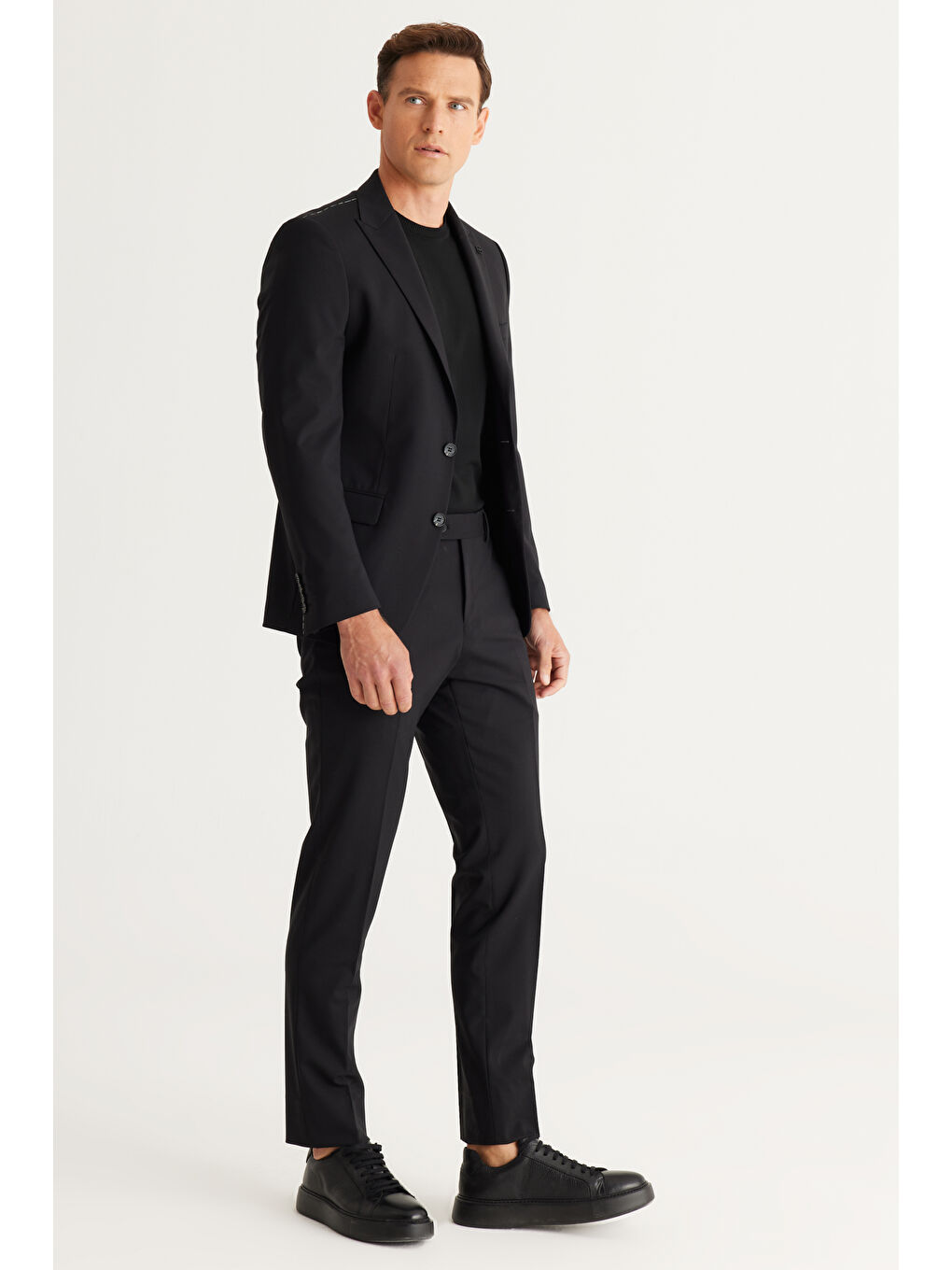 Erkek Siyah Slim Fit Dar Kesim Kırlangıç Yaka Desenli Yünlü Takım Elbise-8