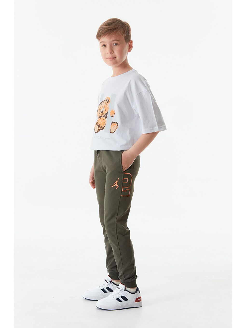 Haki Baskılı Beli Lastikli Jogger Erkek Çocuk Eşofman Altı-1