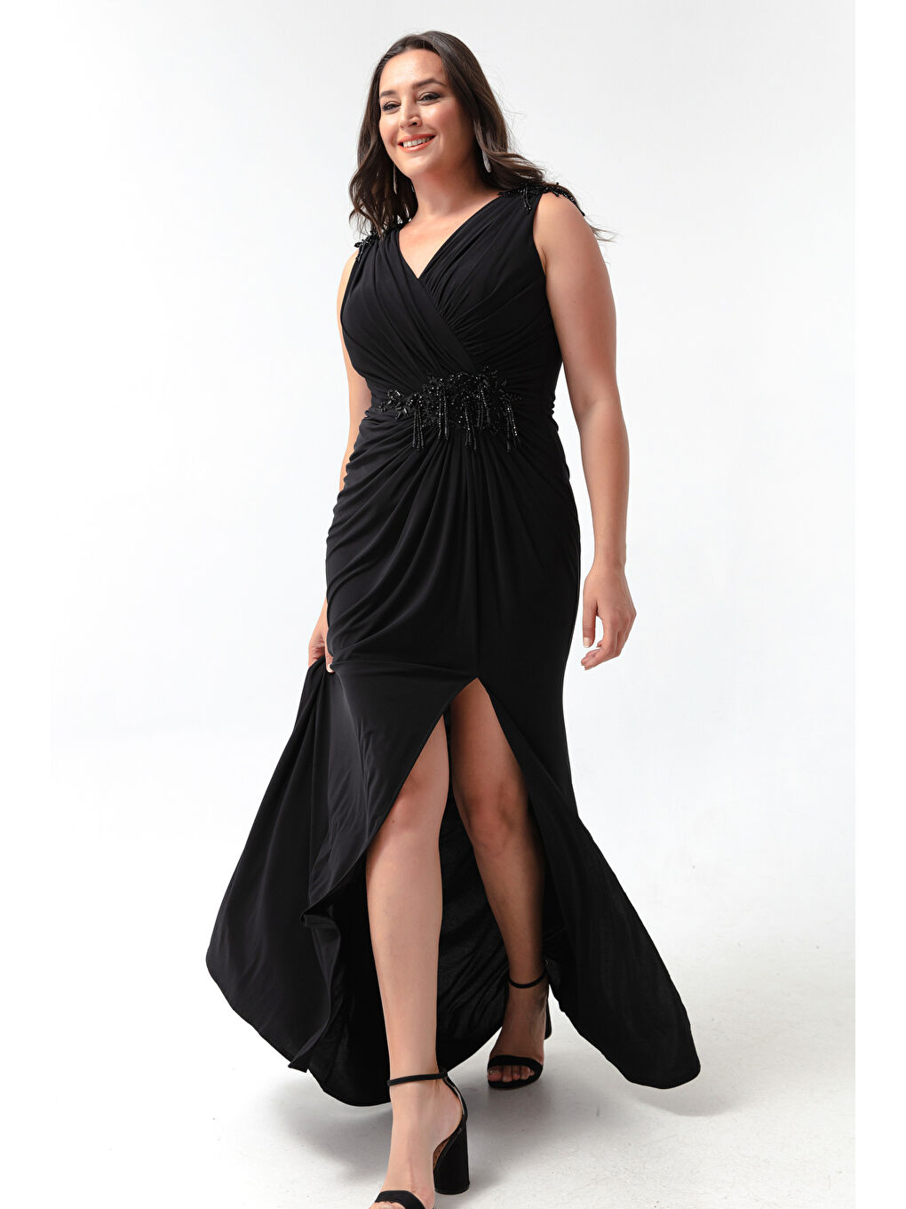 Kadın Siyah V Yaka Omuzları Taş Detaylı Büyük Beden Uzun Abiye Elbise-2