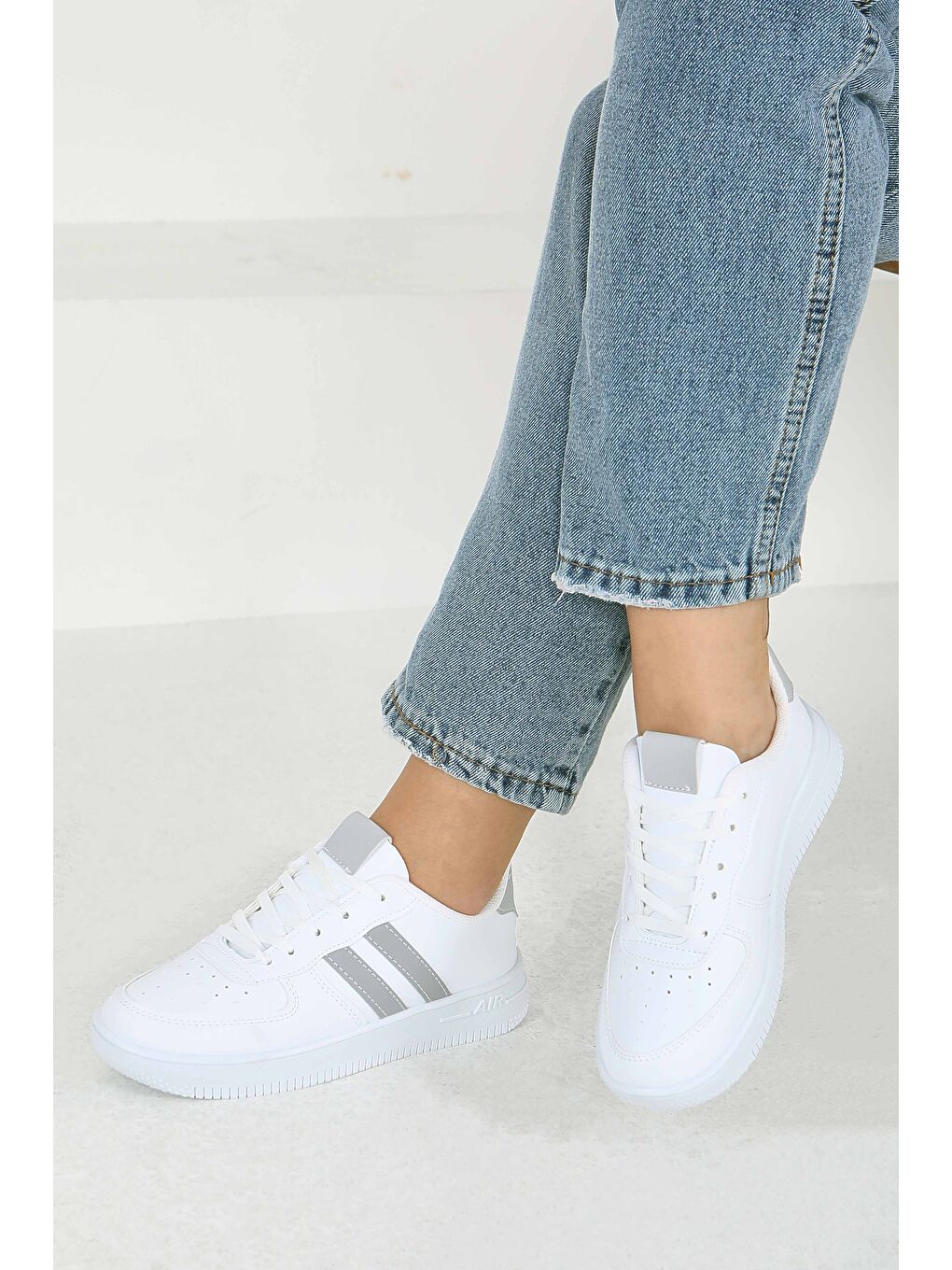 Kadın Beyaz Gri AİR Spor Ayakkabı - 27474-BEYAZ-GRI-2