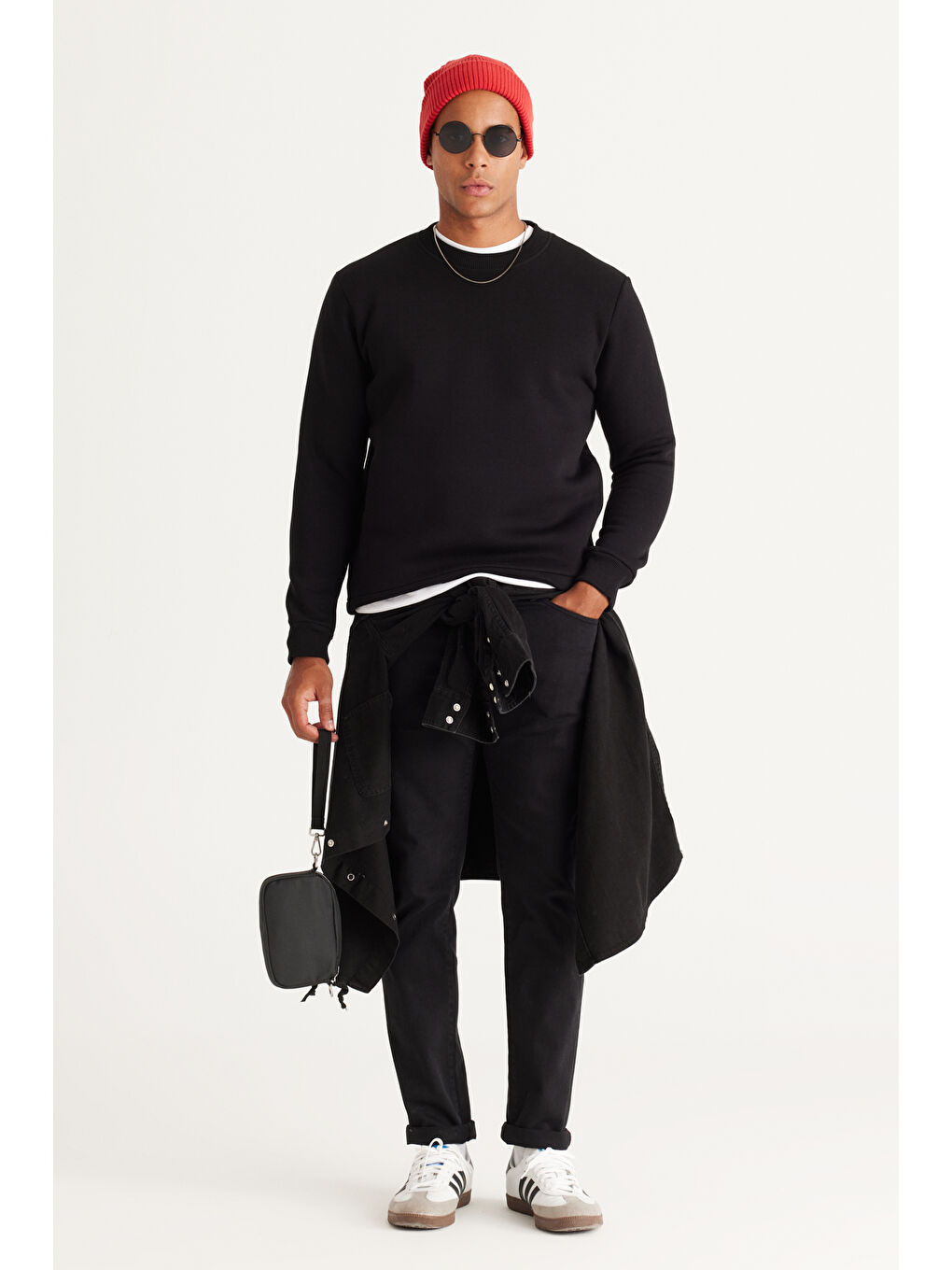 Erkek Siyah Standart Fit Normal Kesim İçi Polarlı Bisiklet Yaka Sweatshirt-2