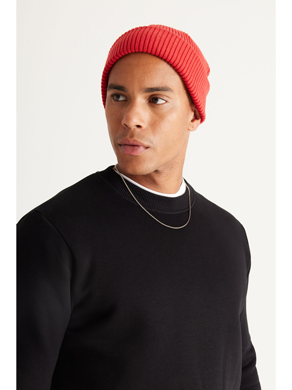 Erkek Siyah Standart Fit Normal Kesim İçi Polarlı Bisiklet Yaka Sweatshirt-4