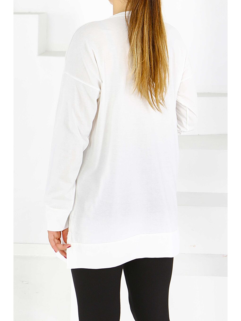 Uzun Kollu Baskılı Süprem Tunik Beyaz - 27581-3