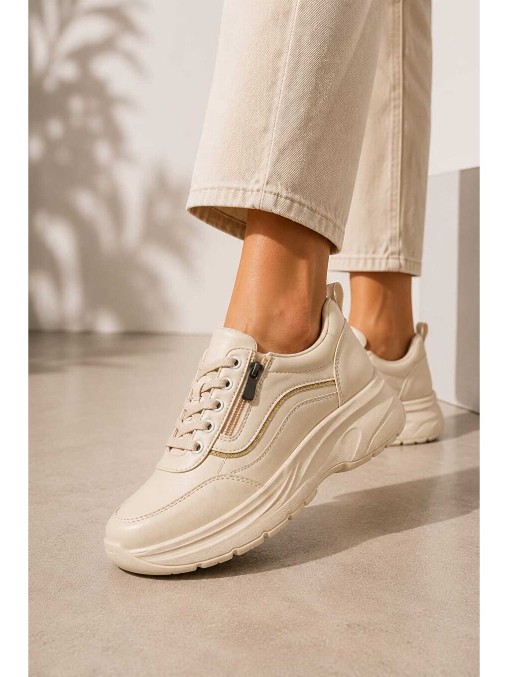 Ekru Kadın, Günlük, 6 Cm Kalın Tabanlı, Fermuar Görünümlü, Spor Ayakkabı Sneakers-1