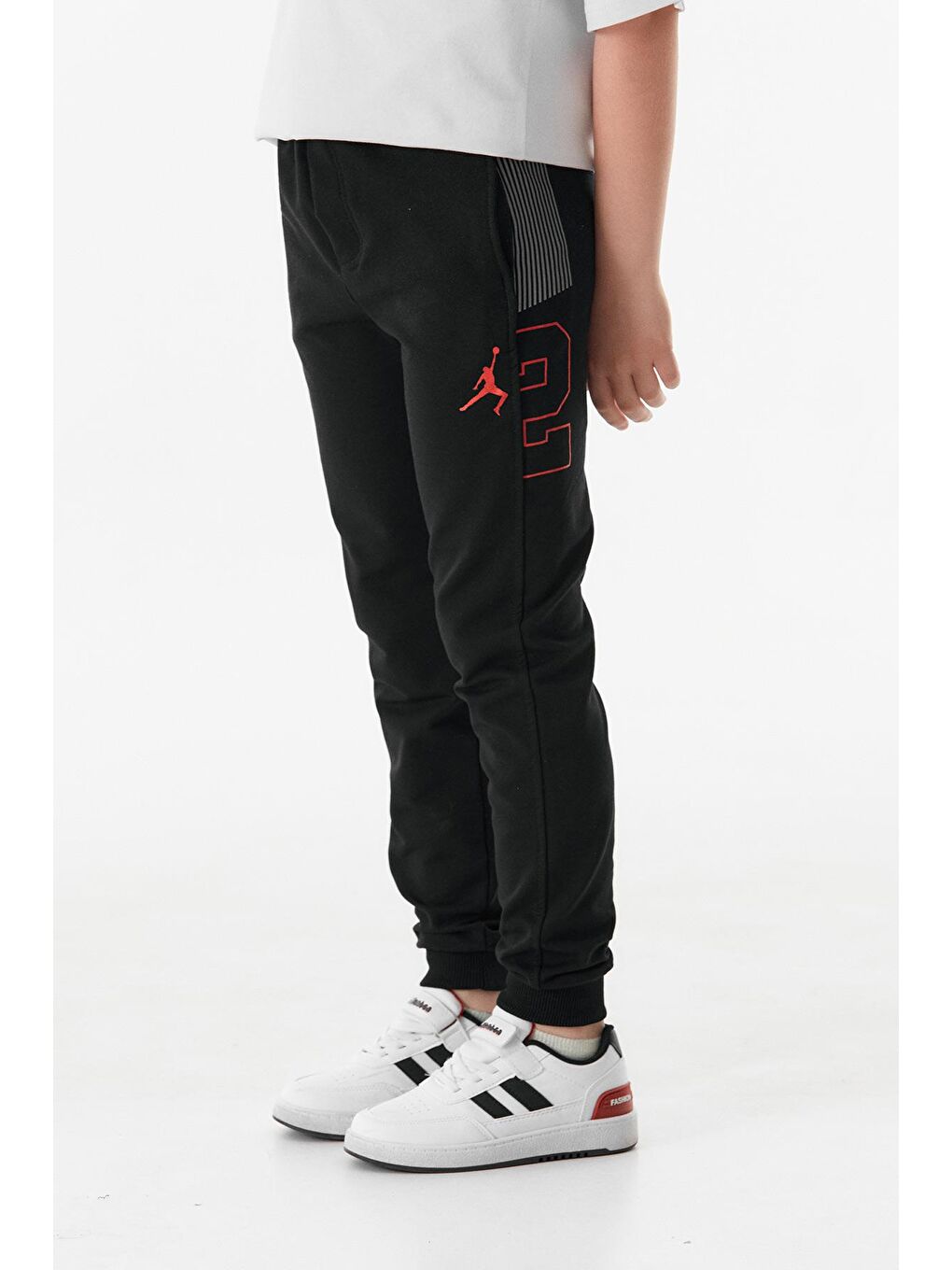 Siyah Baskılı Beli Lastikli Jogger Erkek Çocuk Eşofman Altı-2
