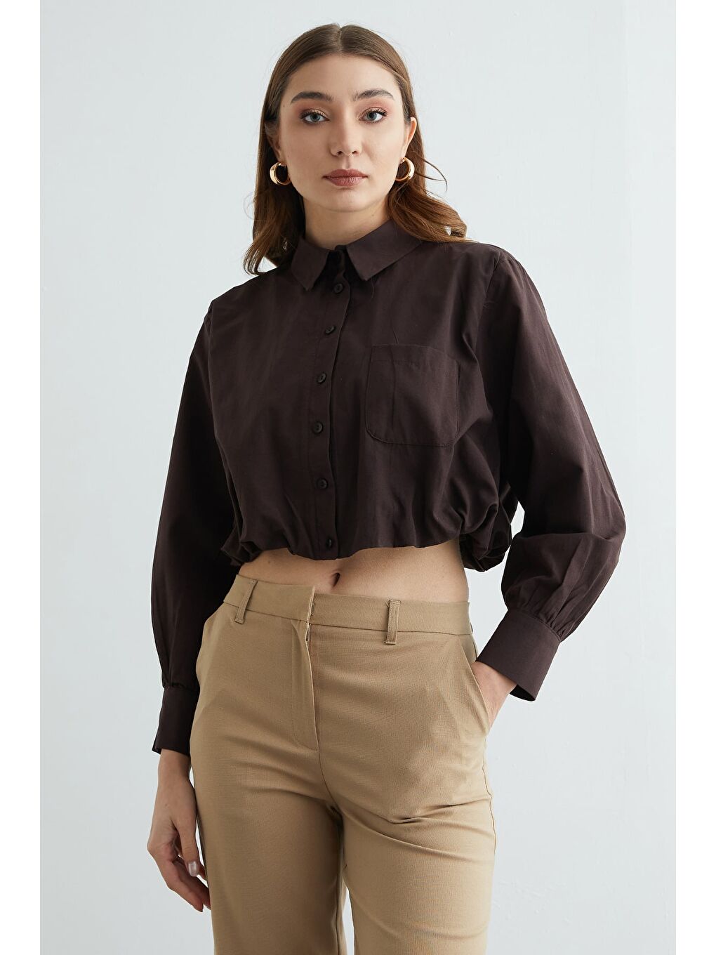 Kahverengi Düğmeli Tek Cepli Crop Gömlek-3