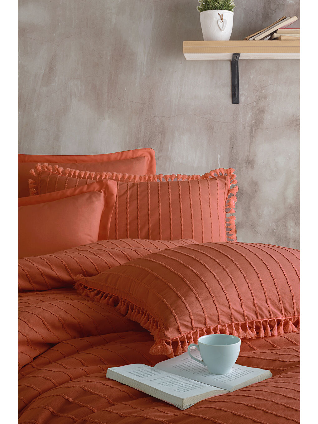 Kahverengi %100 Pamuk Çift Kişilik Püsküllü Nevresim Seti Estina Kiremit