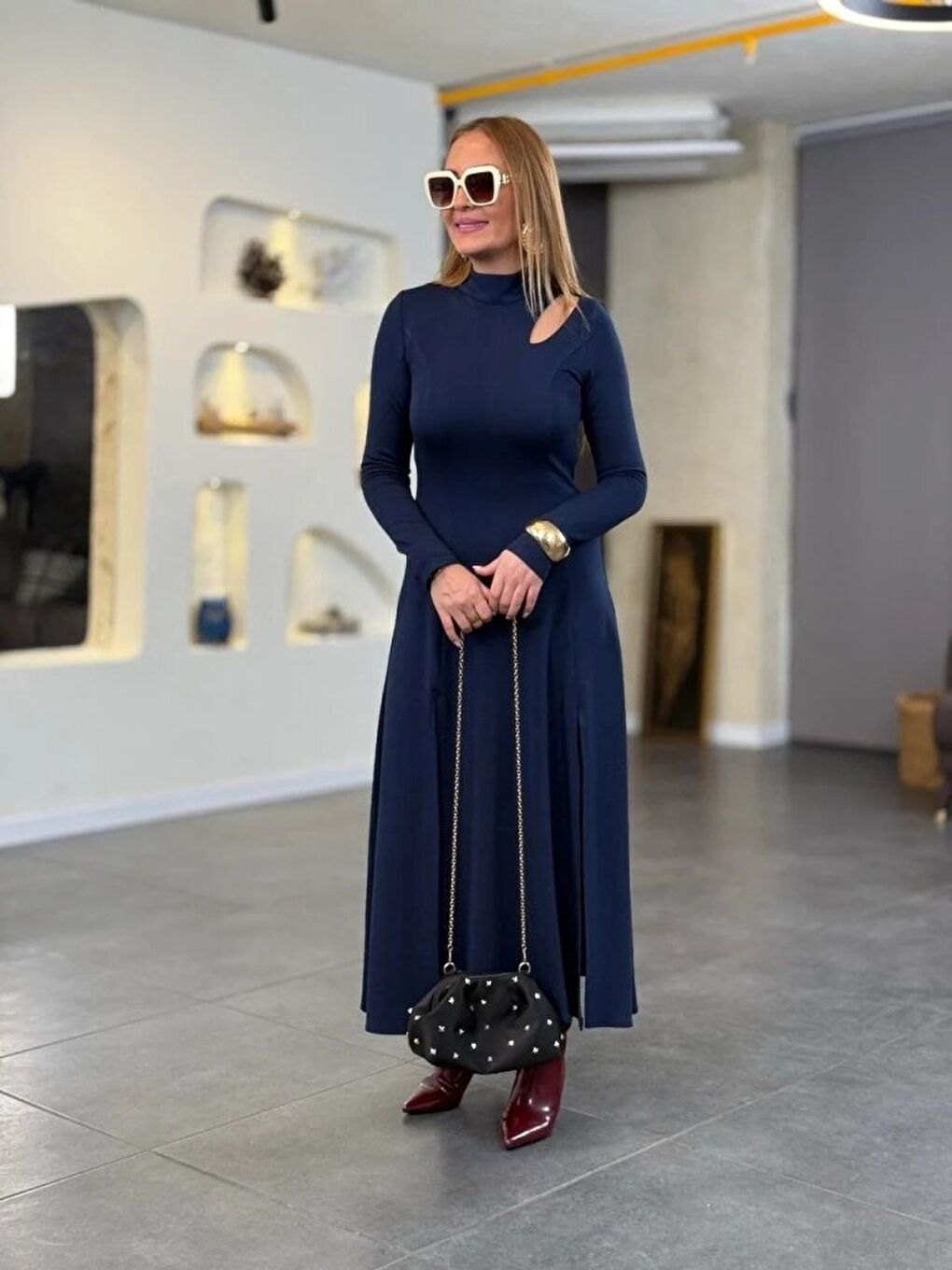 Lacivert Kadın Balıkçı Yaka Damla Detaylı Yırtmaçlı Uzun Viskon Iki Iplik Maxi Elbise-2