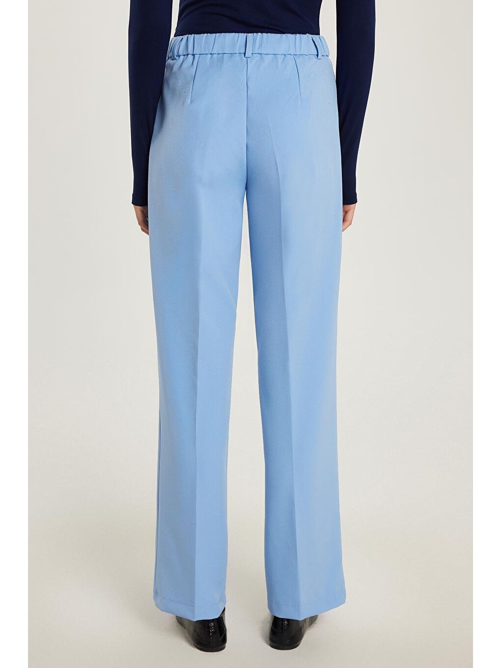 Kadın Relax Fit Rahat Kesim Cepli Palazzo Geniş Paça Mavi Pantolon-4