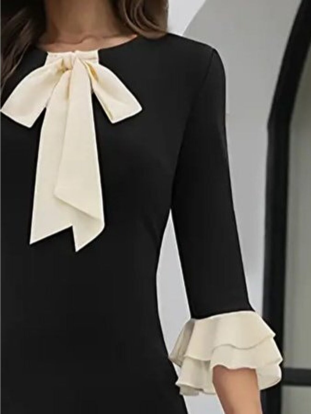 Siyah Kadın Truvakar Kollu Fiyonk Yakalı Midi Ithal Krep Elbise-1