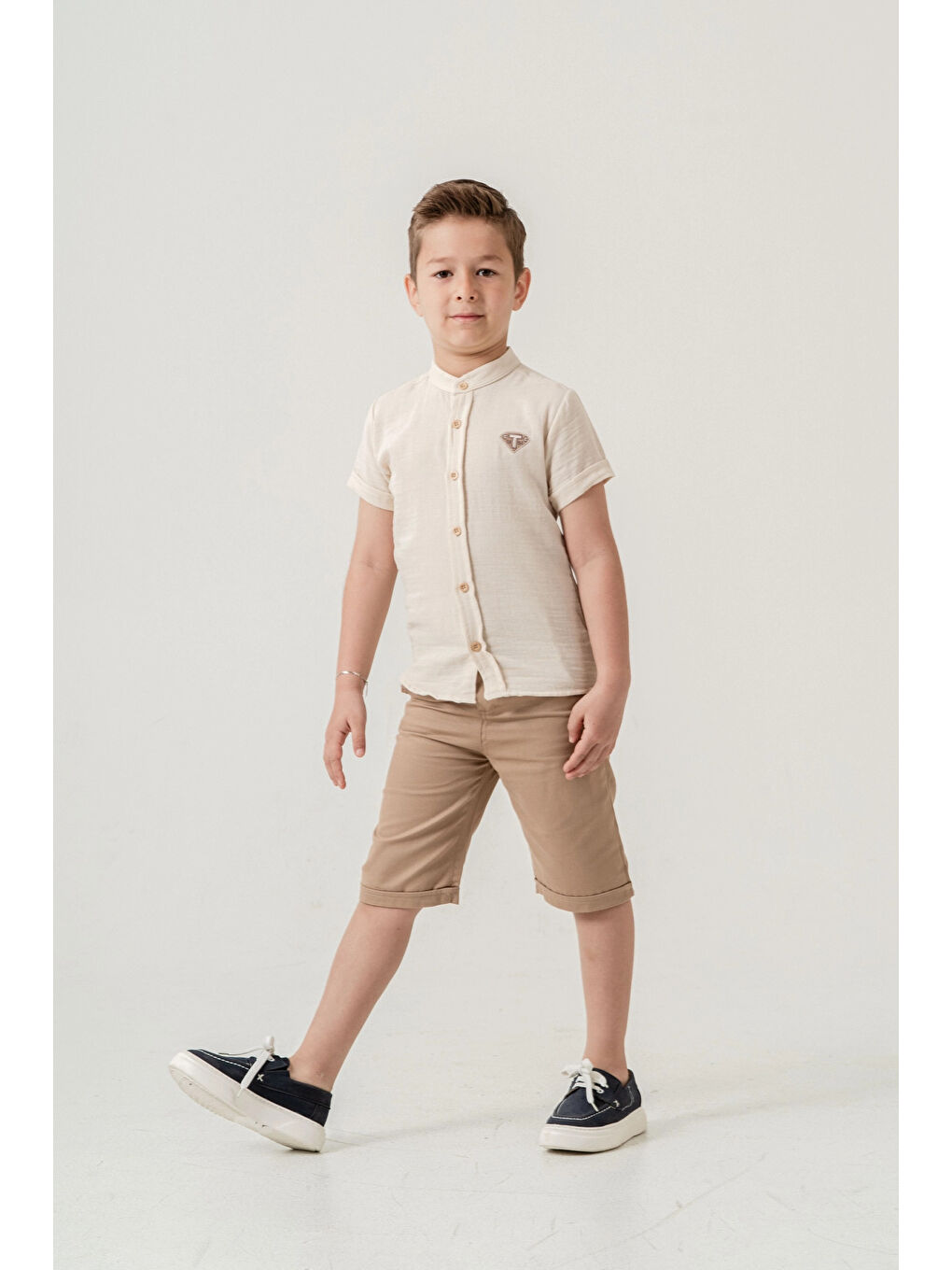 Ekru Hakim Yaka Şortlu Erkek Çocuk Takım 2551-2