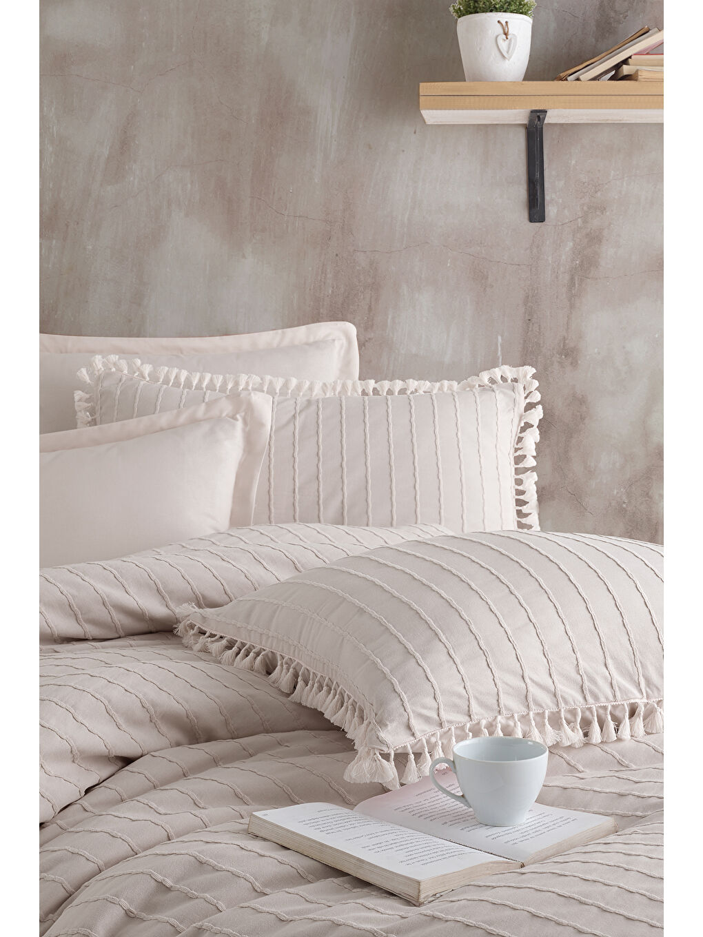 Bej %100 Pamuk Çift Kişilik Püsküllü Nevresim Seti Estina Taş Rengi