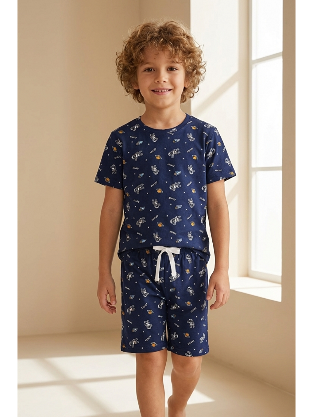 Karışık Uzay Desenli Çocuk Şortlu Pijama Takımı-1