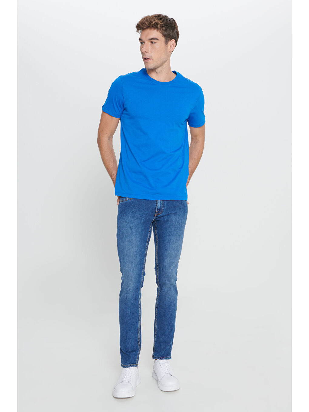 Mavi Erkek Saks Slim Fit Dar Kesim %100 Pamuk Bisiklet Yaka Kısa Kollu Tişört-1